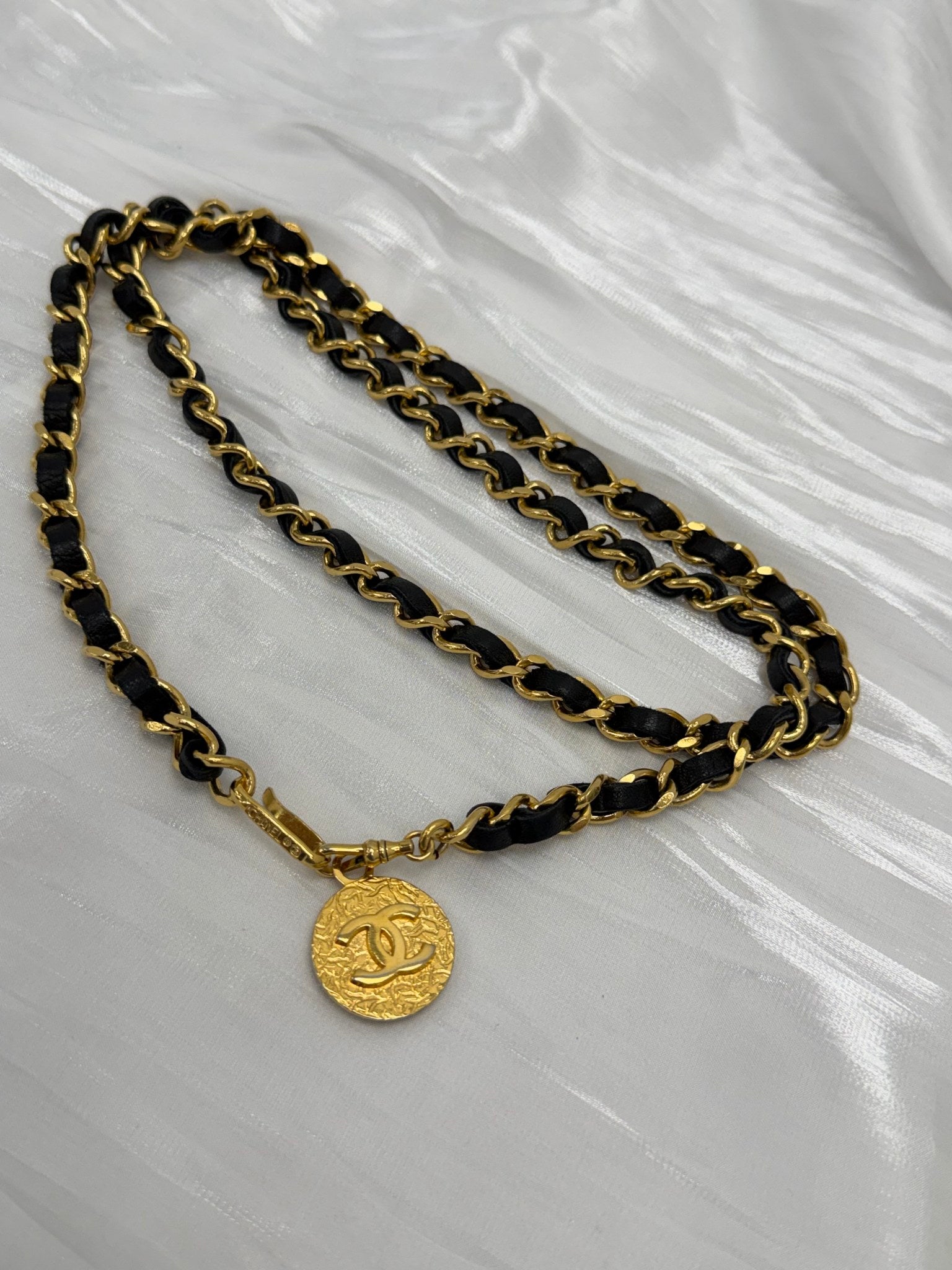 Chanel Vintage Black & Gold Tone Chain Belt