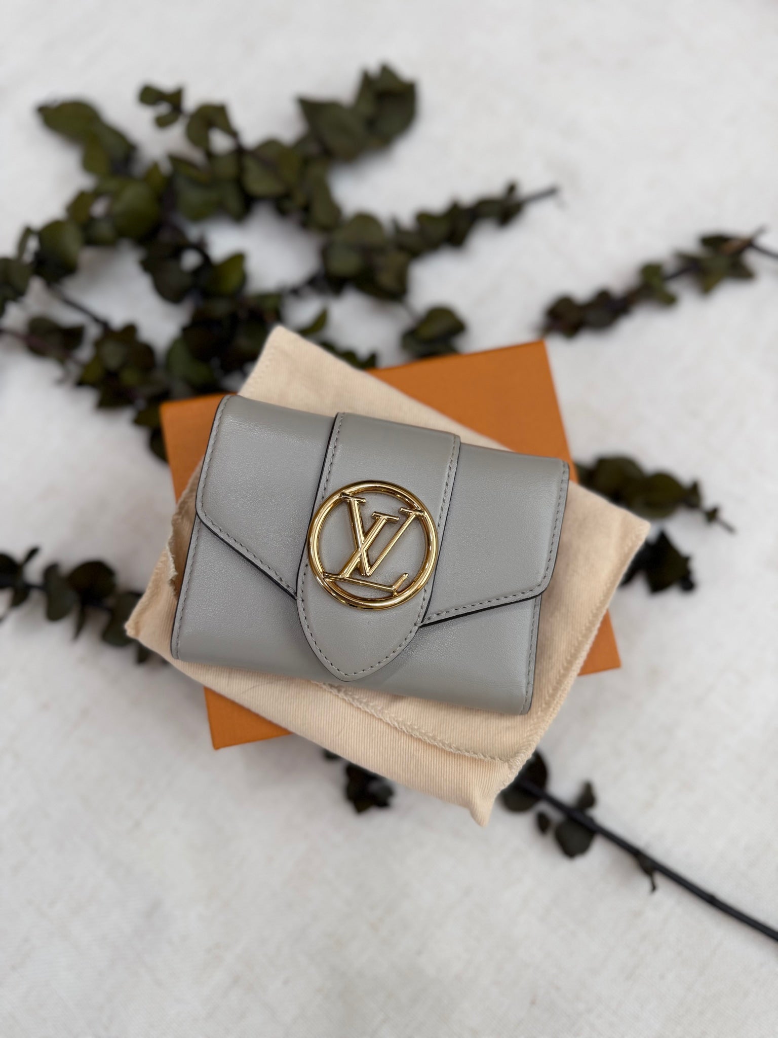 Louis Vuitton Gray Leather Pont Neuf Compact Wallet