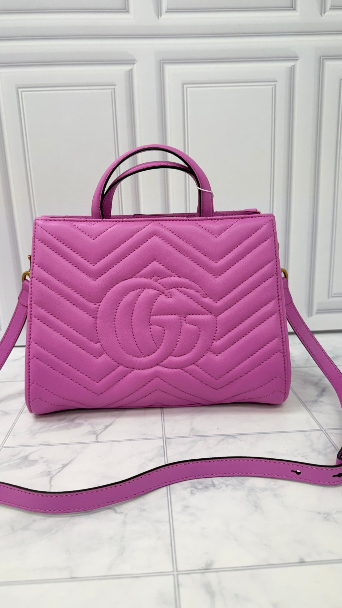 LIKE NEW - Gucci Pink Quilted Leather 2Way Top Handle Bag