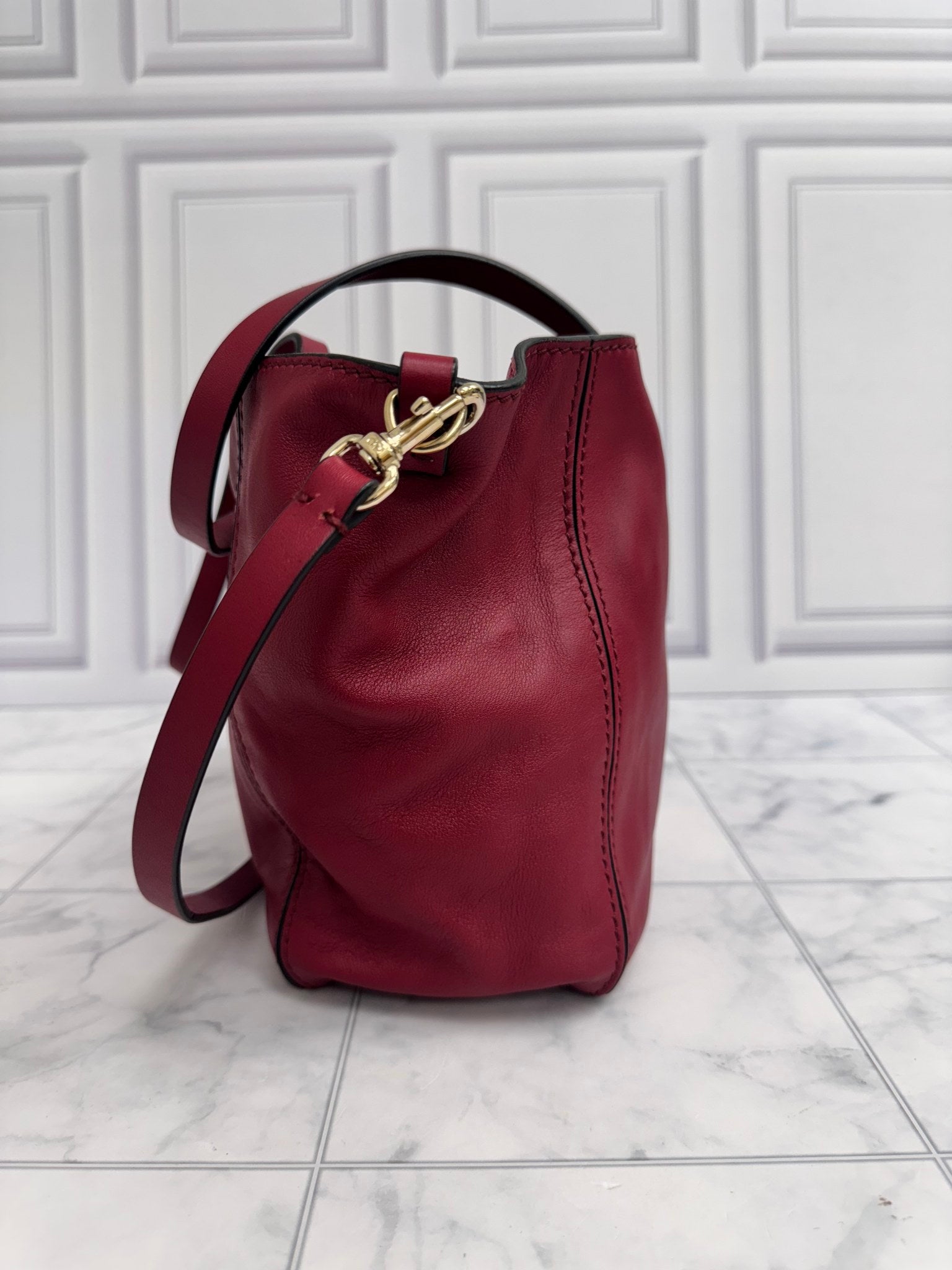 Valentino Burgundy Leather Rockstud Tote 2Way Bag