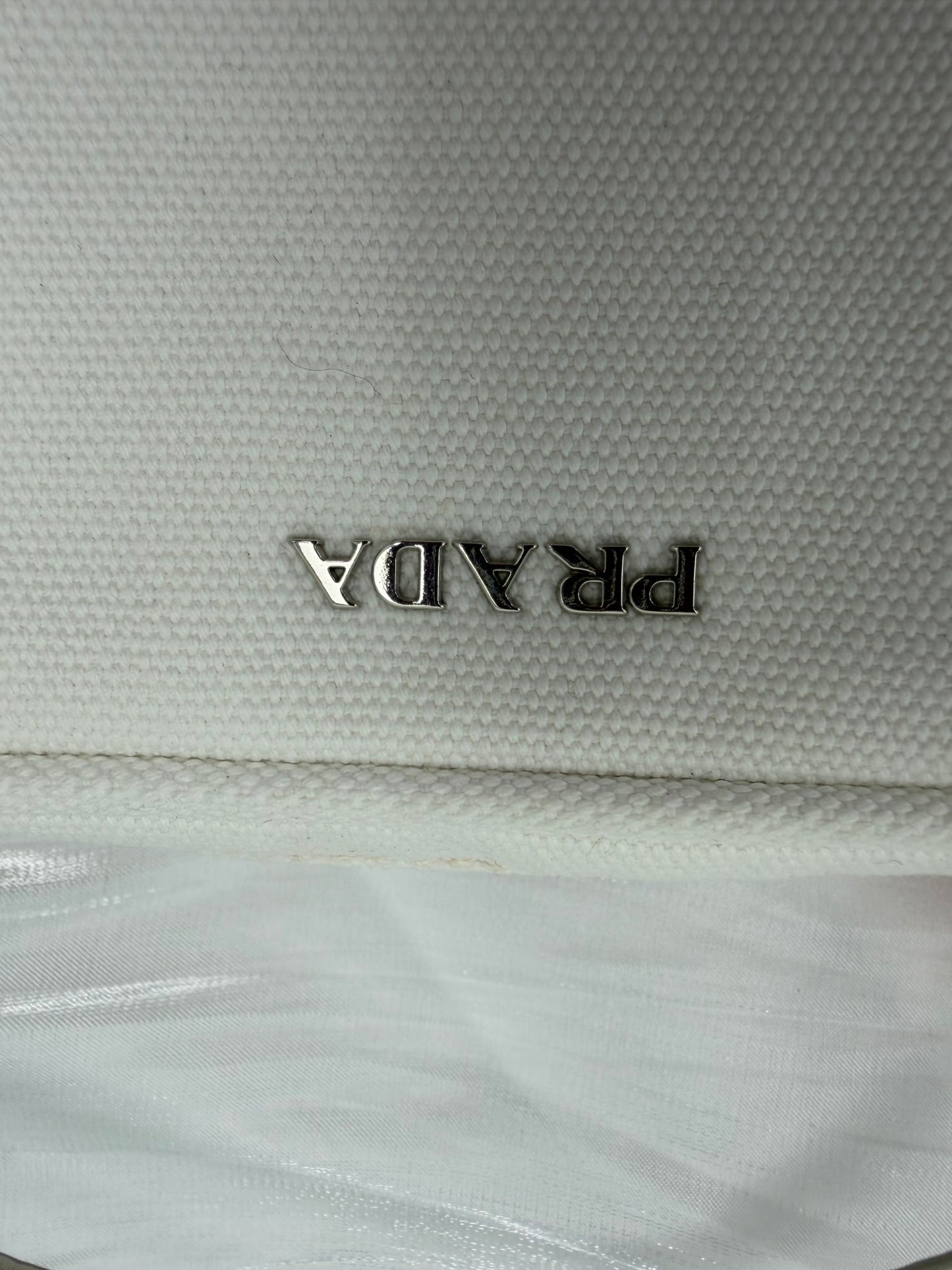 https://res.cloudinary.com/dyql5hig8/image/upload/v1761337036/z89fvphd9rxkuhkxyrgs.jpg