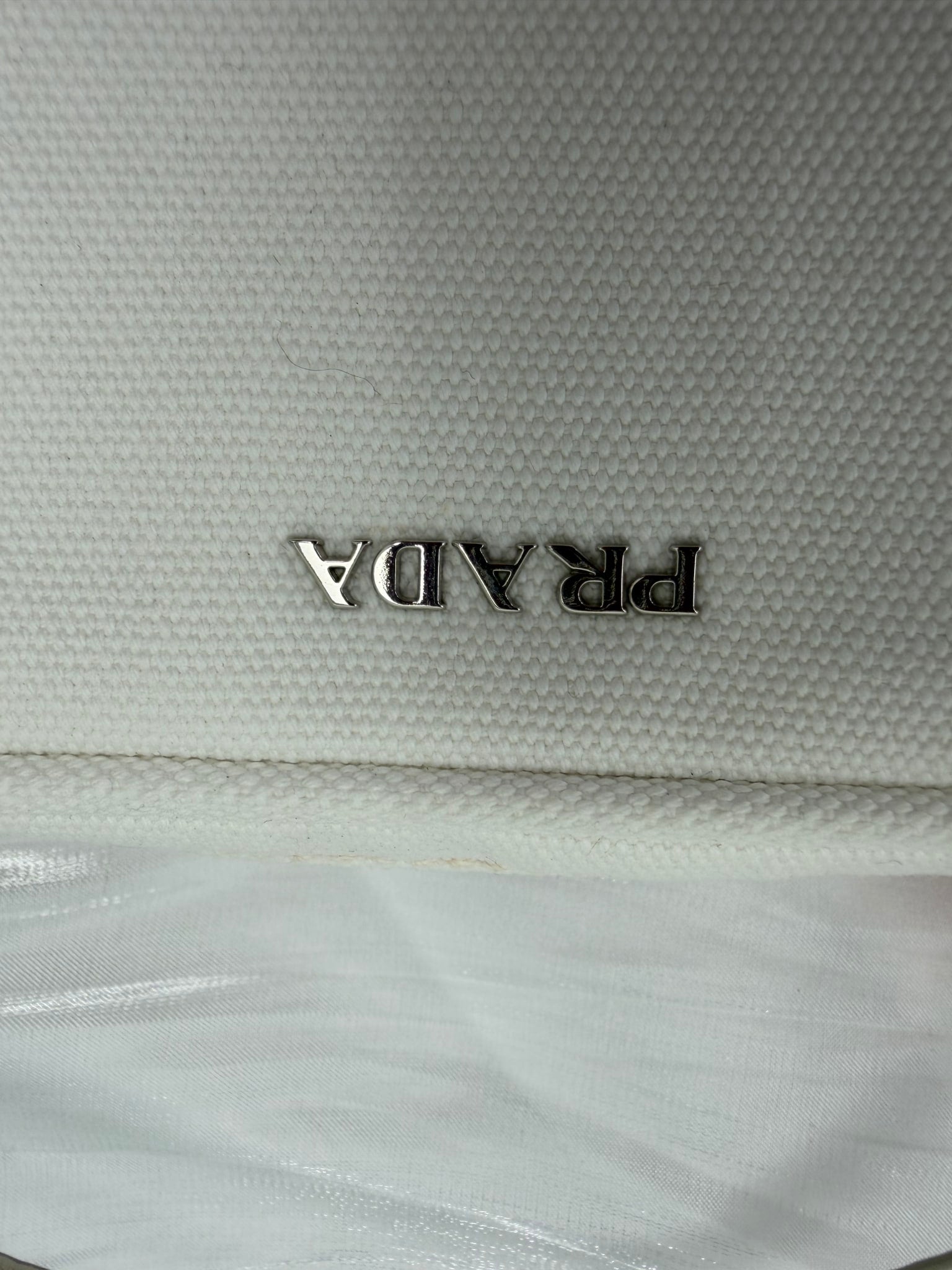 https://res.cloudinary.com/dyql5hig8/image/upload/v1761337036/z89fvphd9rxkuhkxyrgs.jpg