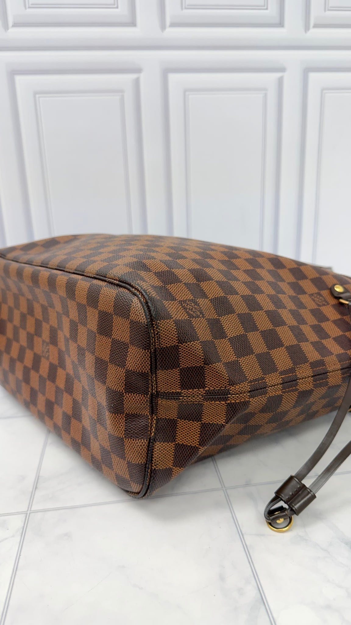 Louis Vuitton Damier Ebene Neverfull MM Tote Bag