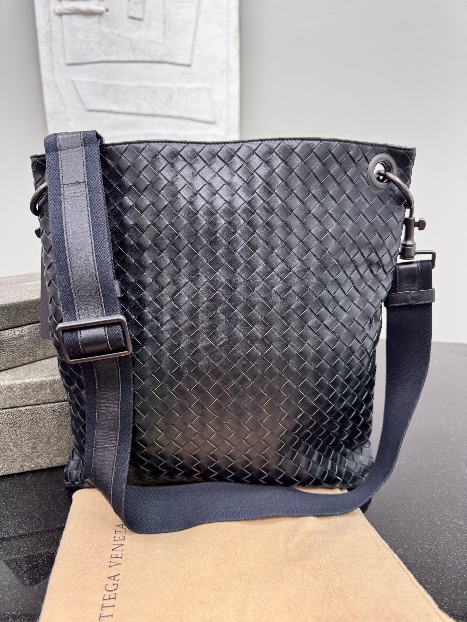 Bottega Veneta Black Intrecciato Leather Messenger Bag