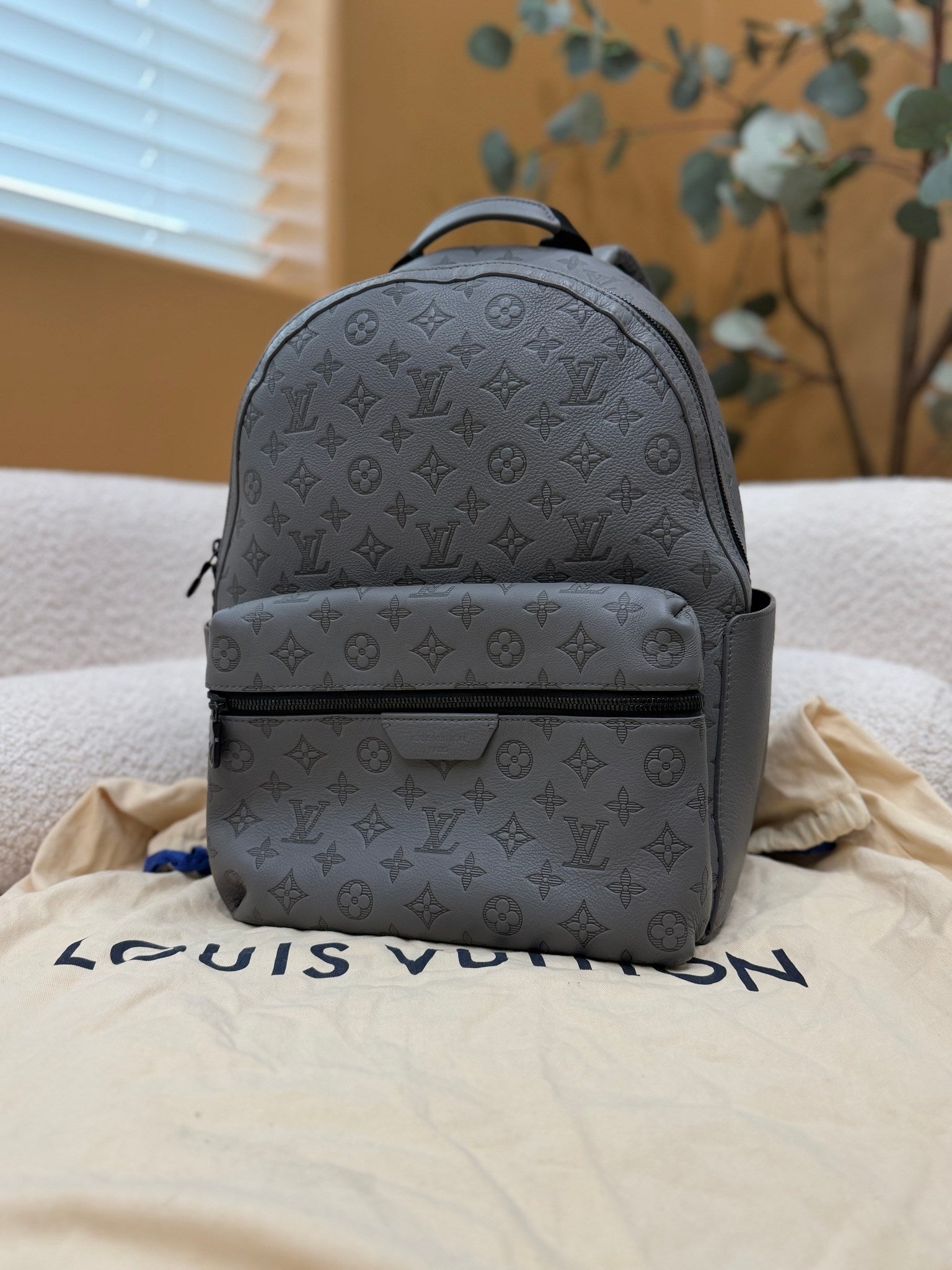 Louis Vuitton Gray Shadow Leather Discovery Backpack