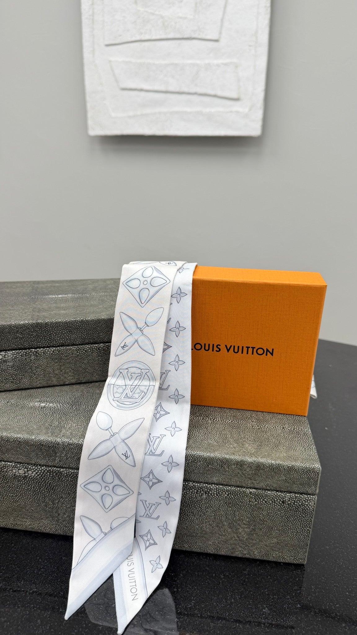 Louis Vuitton White And Grey Silk Monogram Louisette BB Bandeau