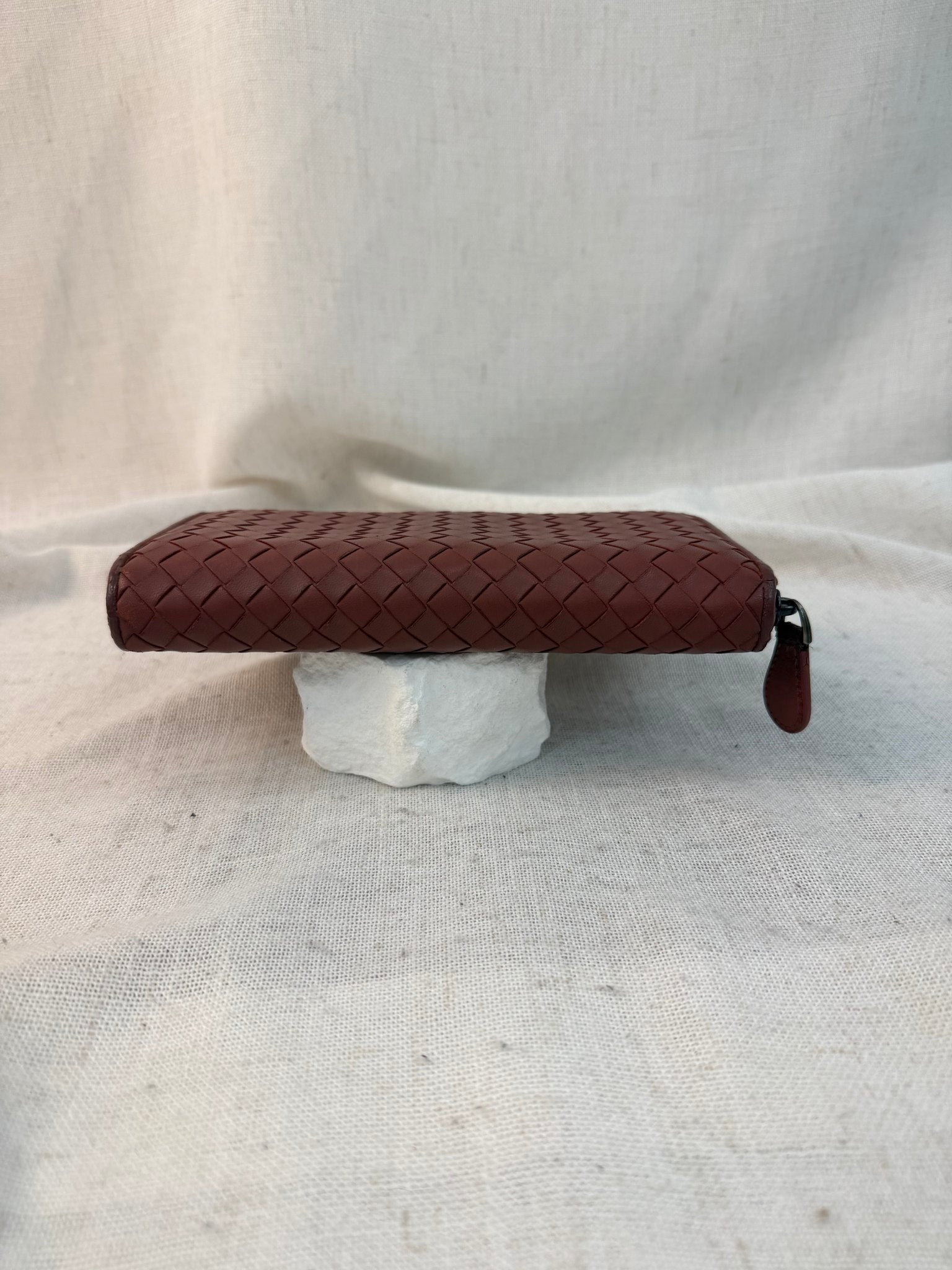 Bottega Veneta Rust Leather Intrecciato Zippy Wallet
