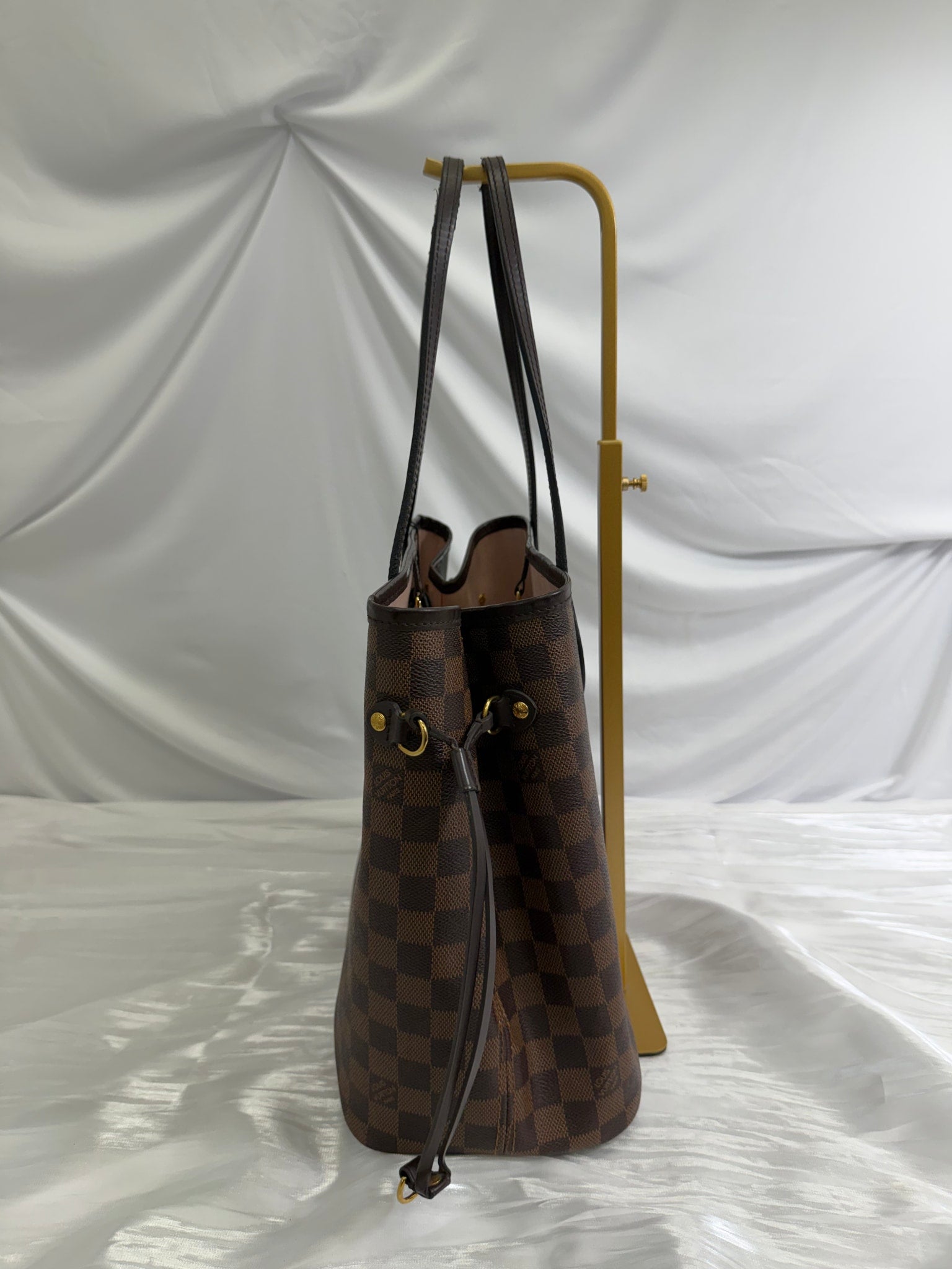 Louis Vuitton Damier Ebene Neverfull MM