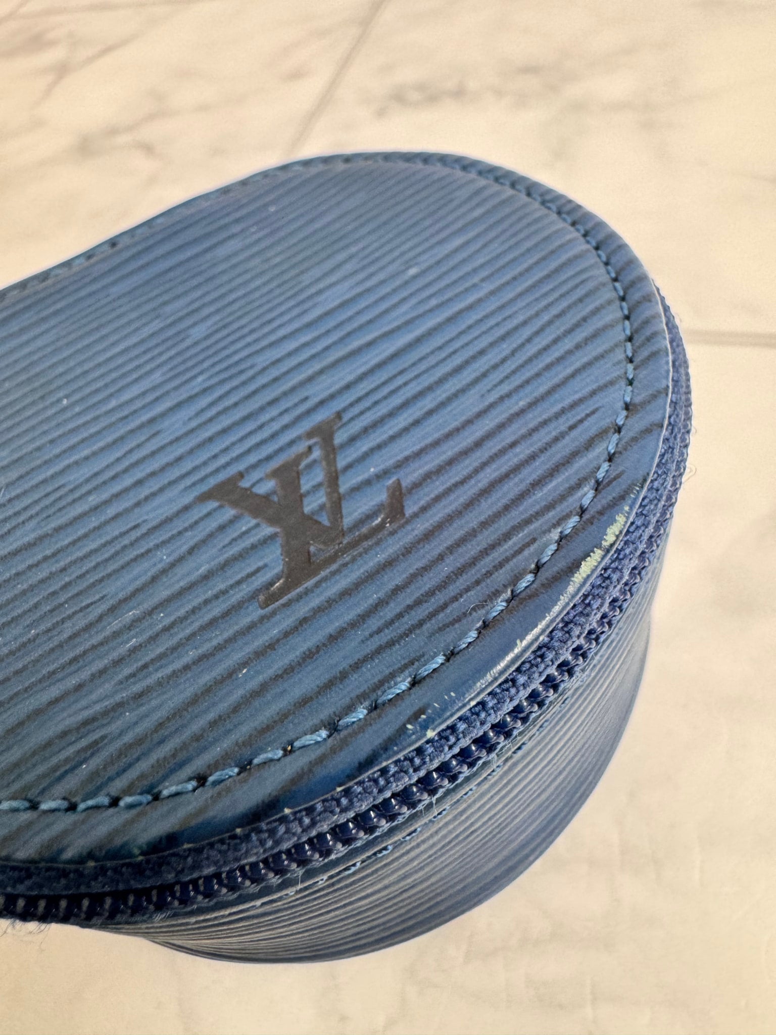 Louis Vuitton Blue Epi Leather Ecrin Bijoux Jewelery Case