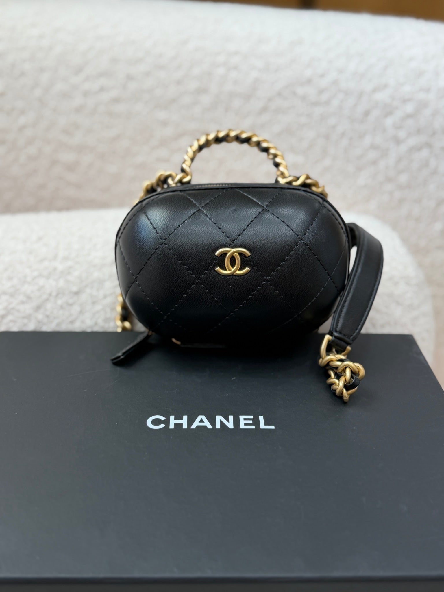 BRAND NEW Chanel Black Calfskin Bubble Top Handle Vanity Bag