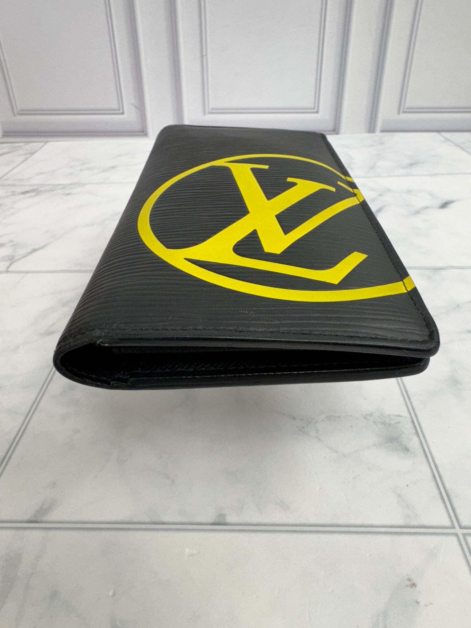 Louis Vuitton Black Epi Leather Giant Logo Brazza Wallet