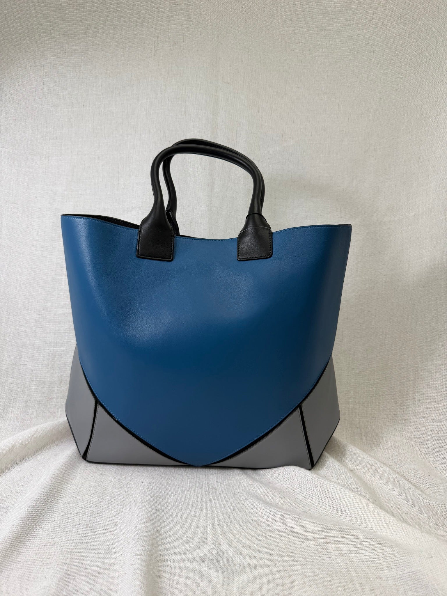 Givenchy Blue Easy Leather Tote Bag