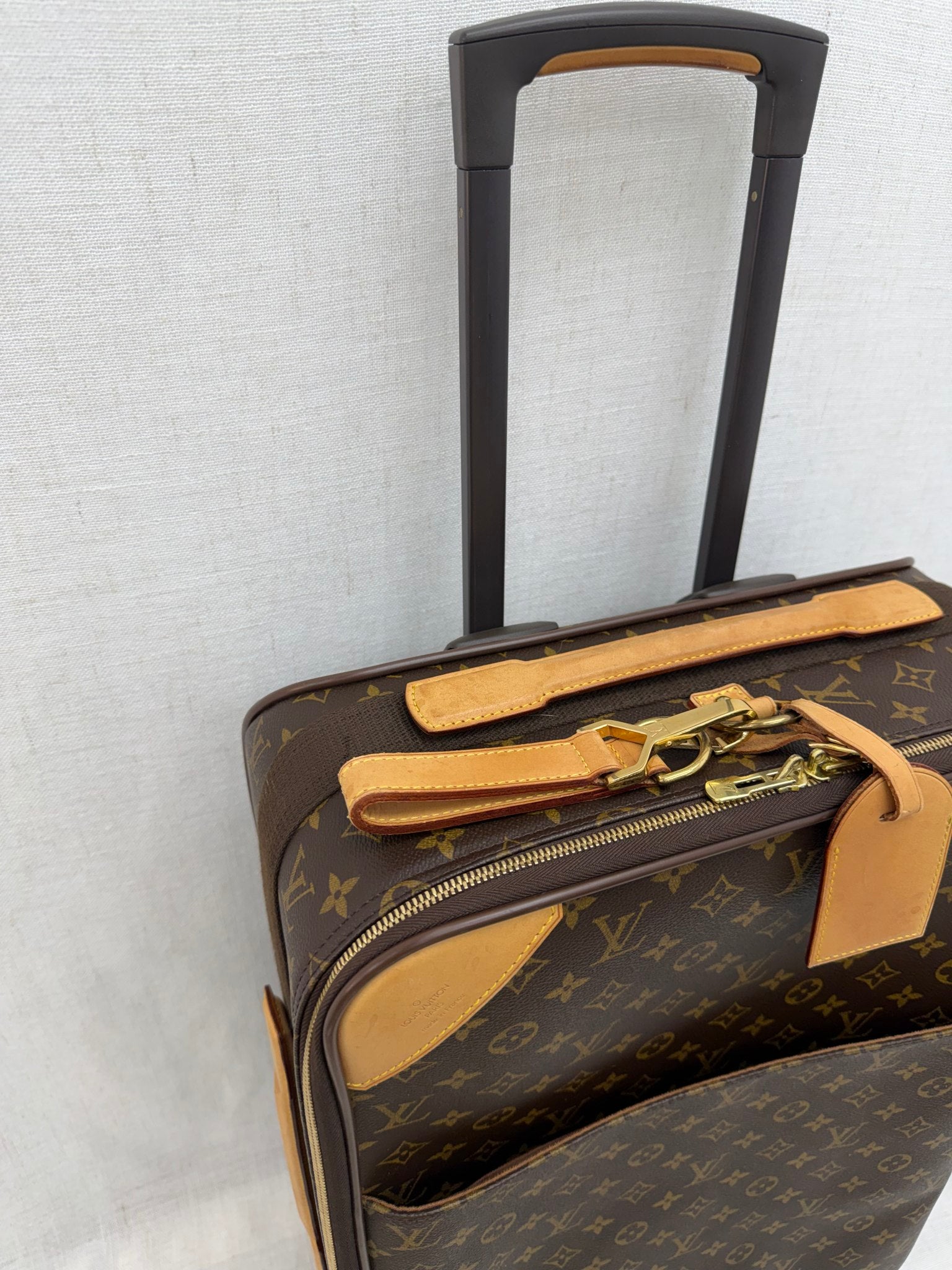Louis Vuitton Monogram Pegasus 55 Carry on