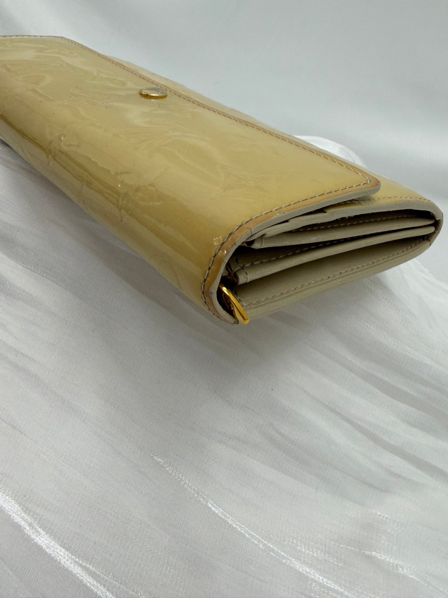 Louis Vuitton Yellow Vernis Sarah Wallet