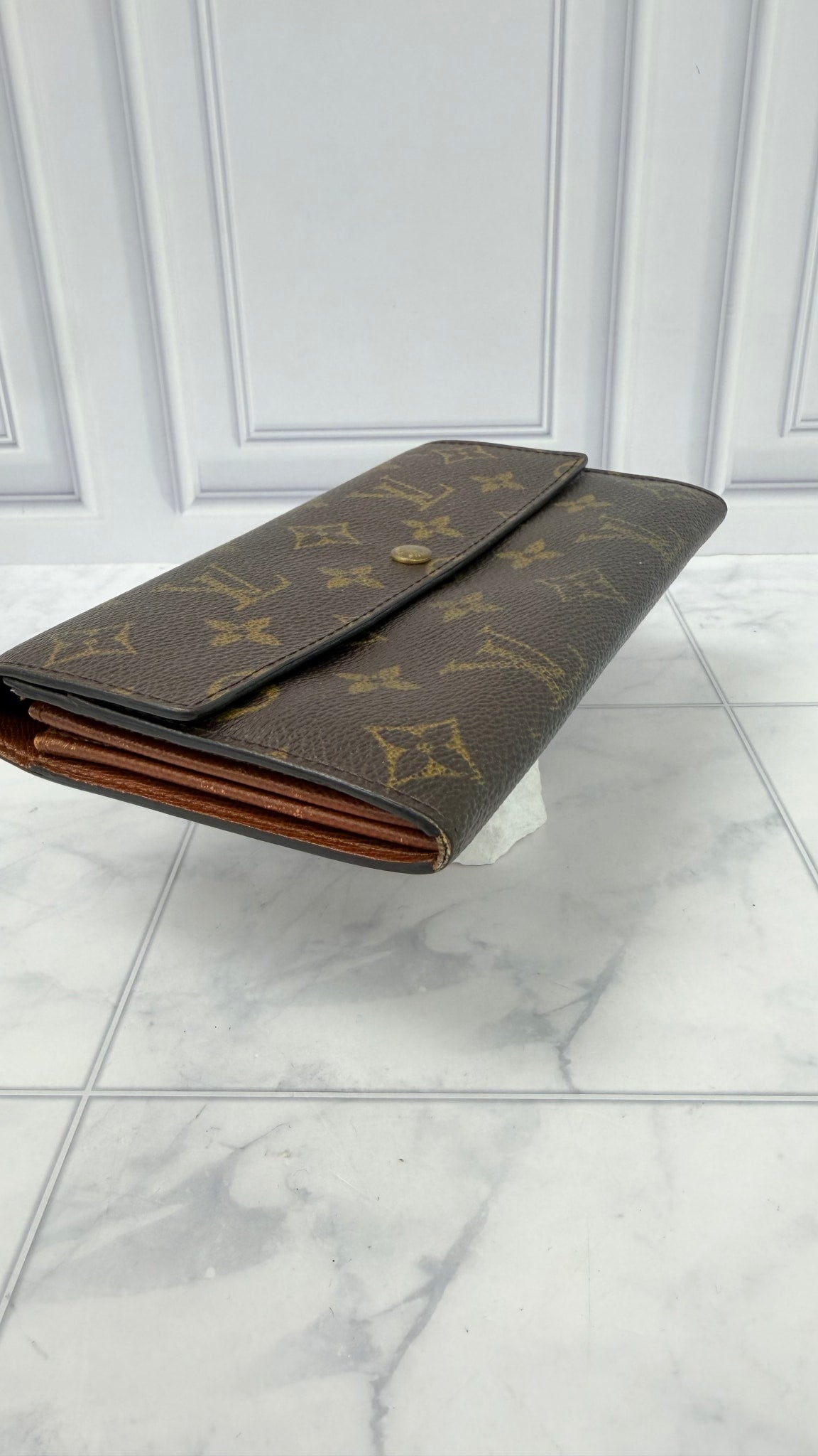 Louis Vuitton Monogram Sarah Wallet