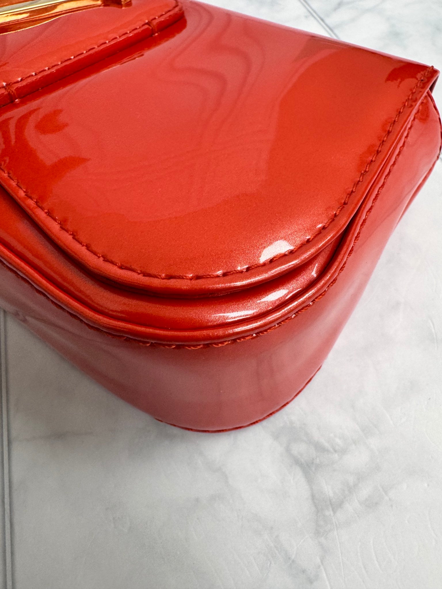 Louis Vuitton Red Orange Vernis Sobe Clutch