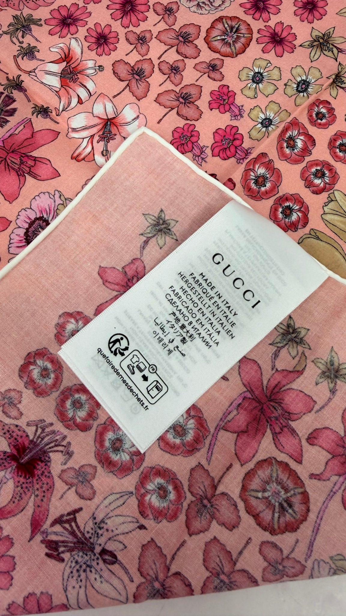 BRAND NEW - Gucci Pink Cotton Floral Handkerchief
