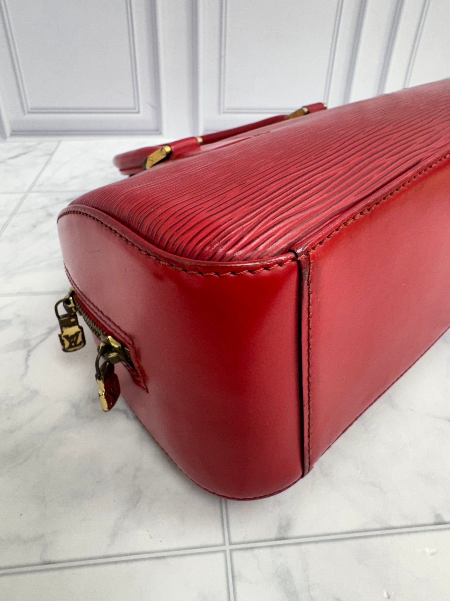 Louis Vuitton Red Epi Jasmine Handbag