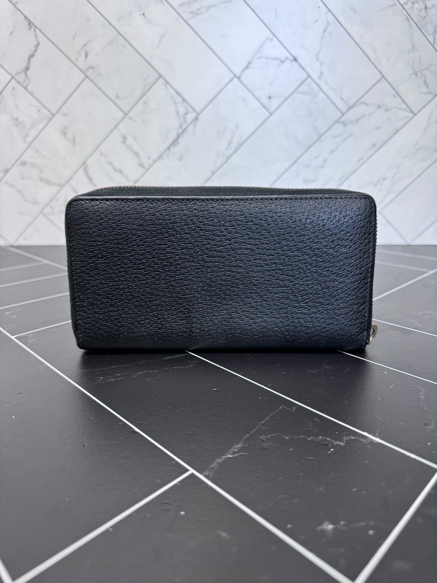 Gucci Black Leather Marmont Zippy Wallet