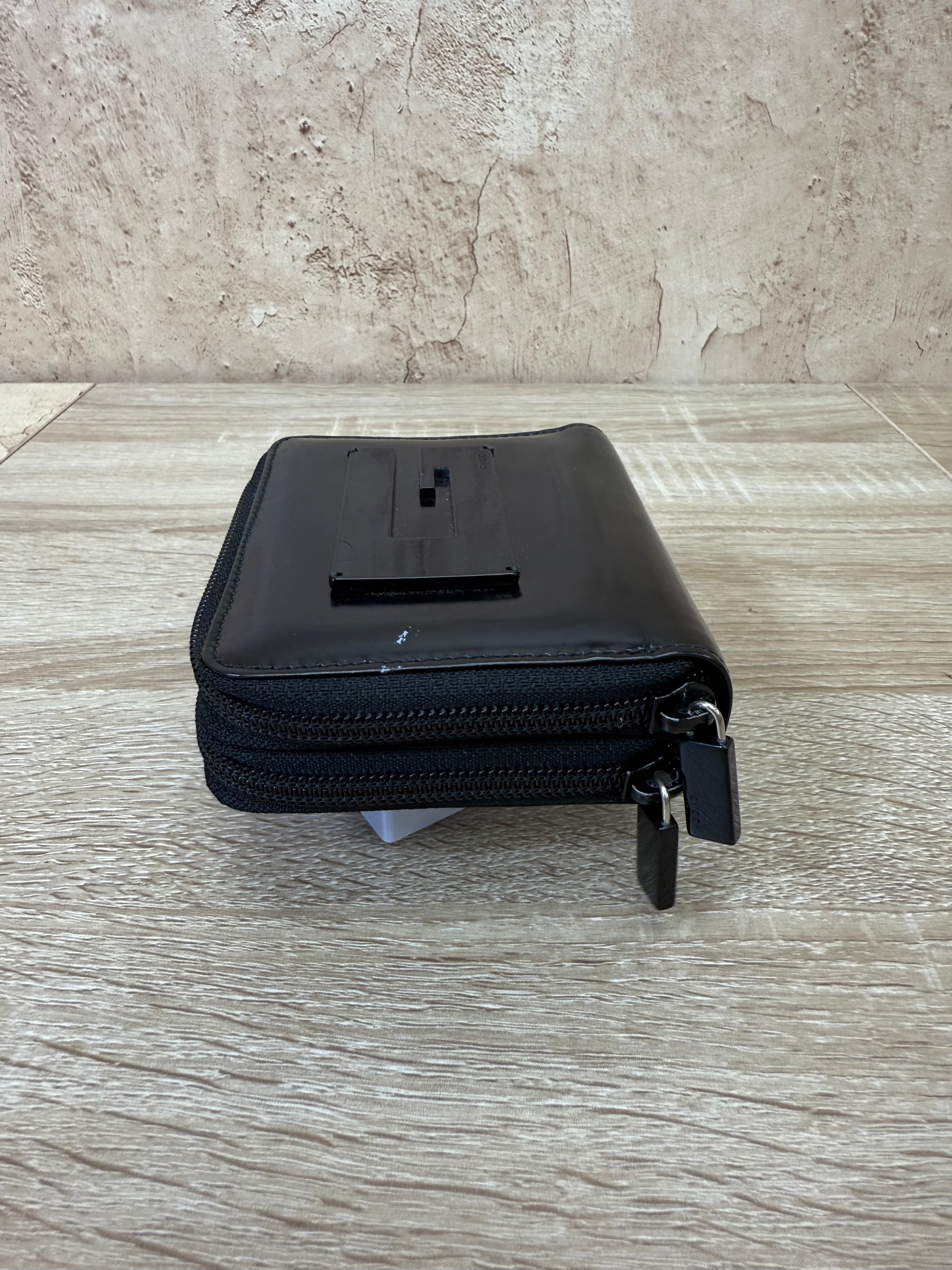 Gucci Black Patent Leather Zippy Compact Wallet