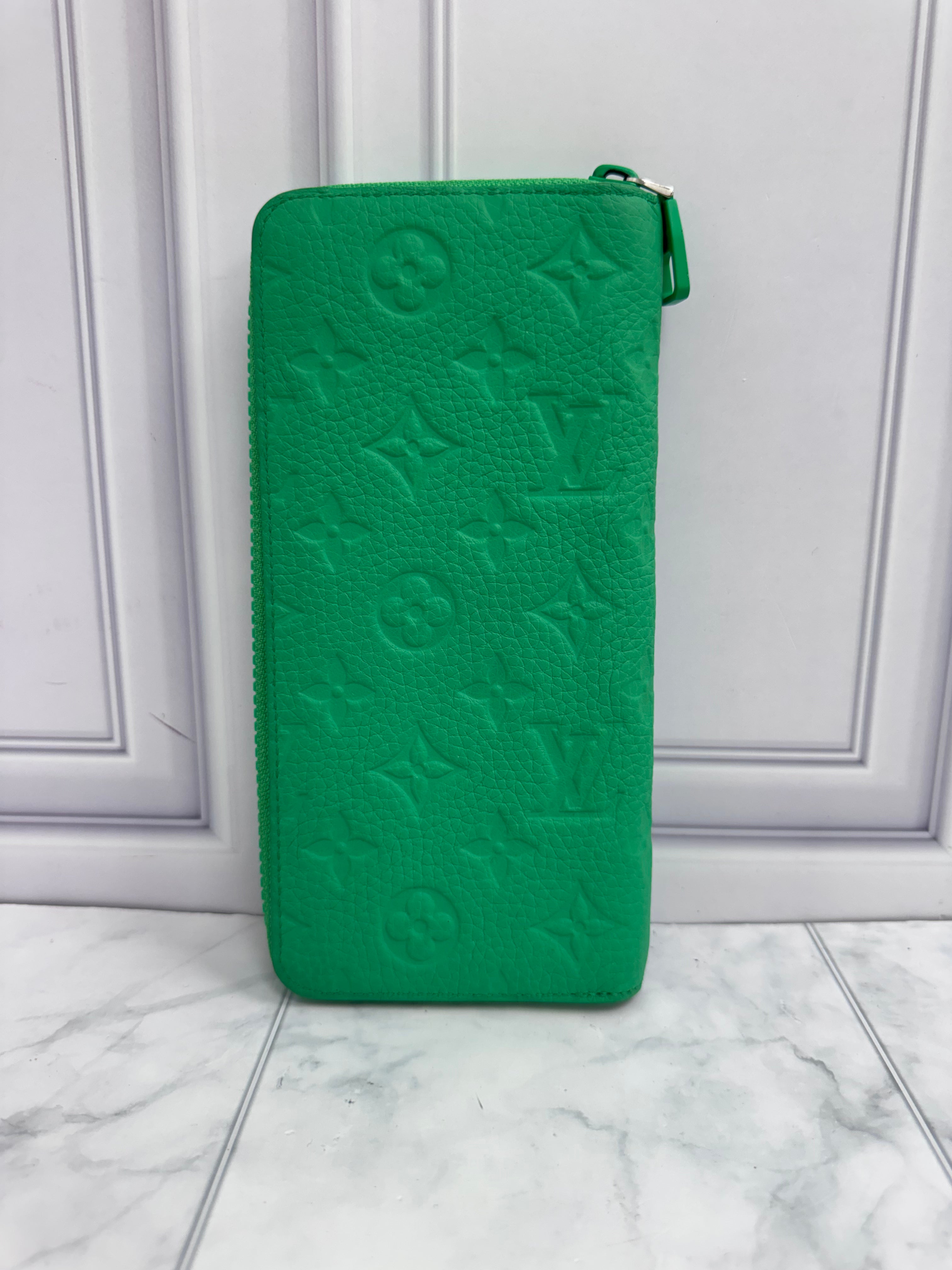 LIKE NEW - Louis Vuitton Green Embossed Monogram Zippy Wallet