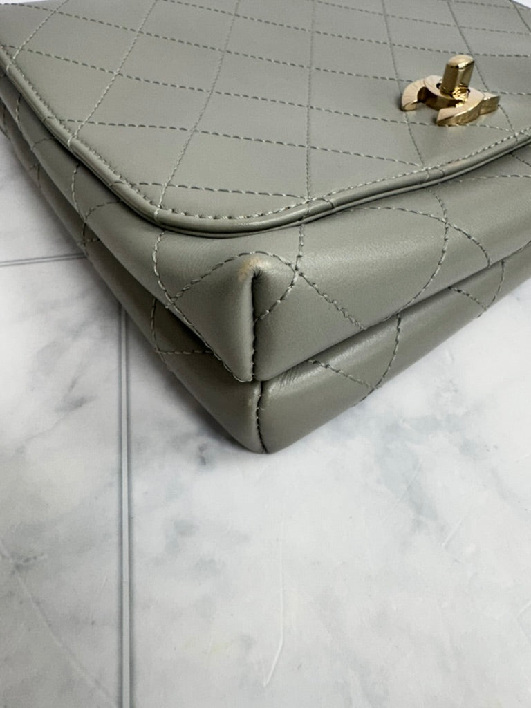 Chanel Grey Diamond Quilted CC Double Pocket Top Handle Bag