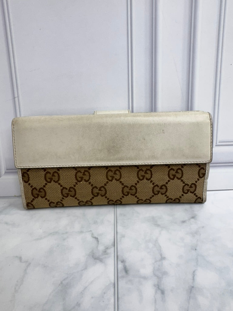 Gucci GG Canvas Lovely Heart Long Wallet