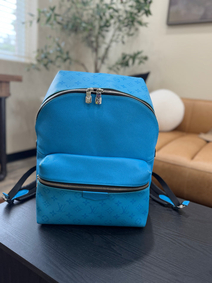 Louis Vuitton Miami Blue Taiga Discovery Backpack