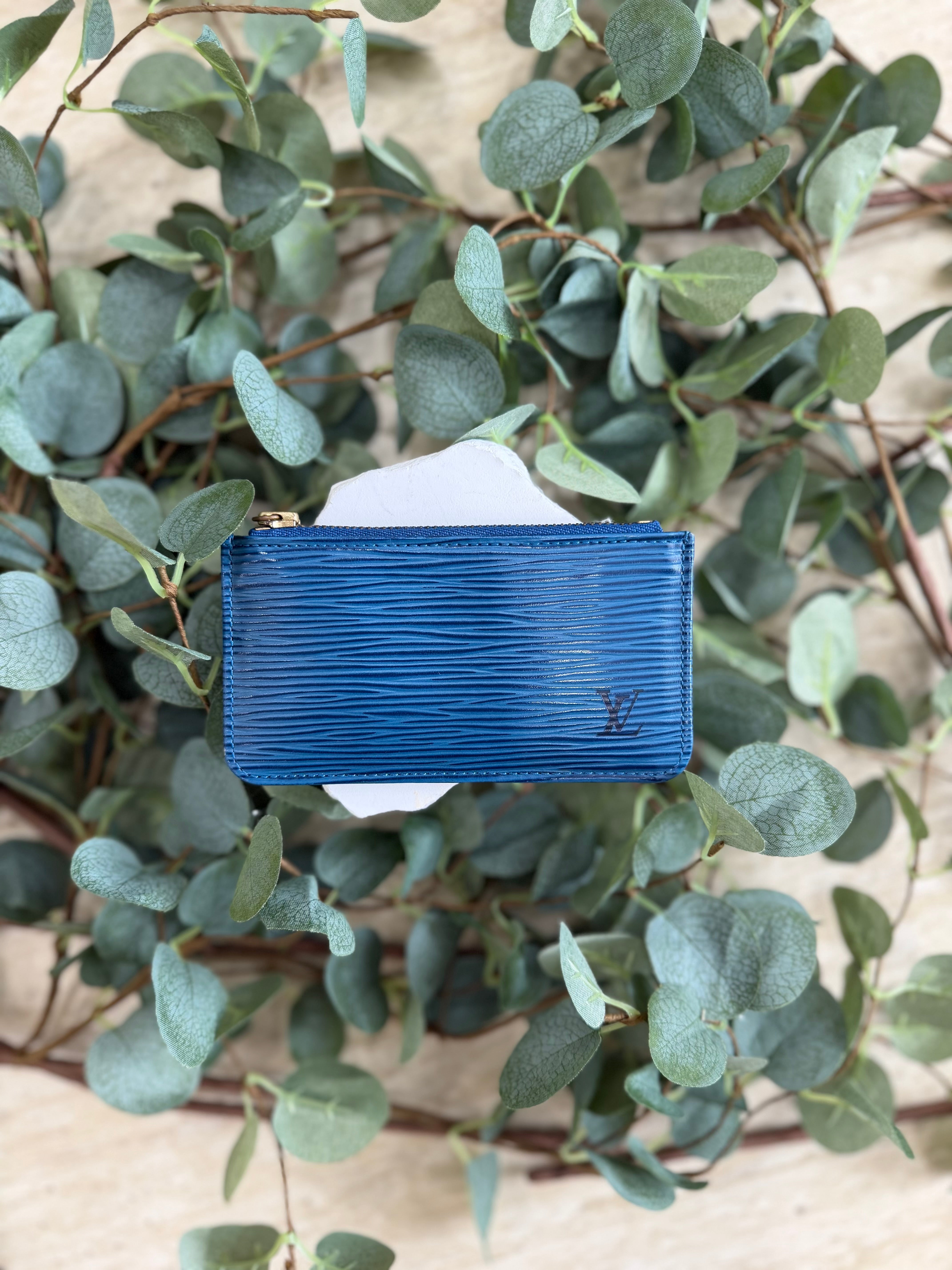 Louis Vuitton Blue Epi Key Cles