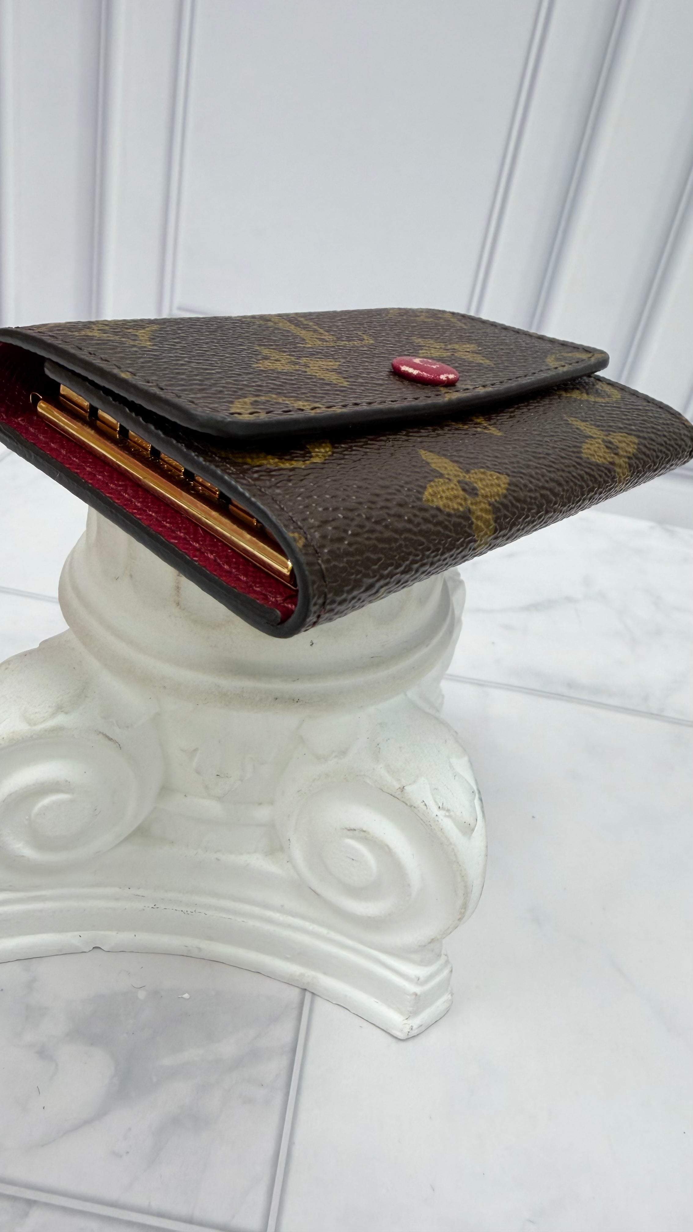 Louis Vuitton Monogram & Fuchsia 6 Key Ring Case