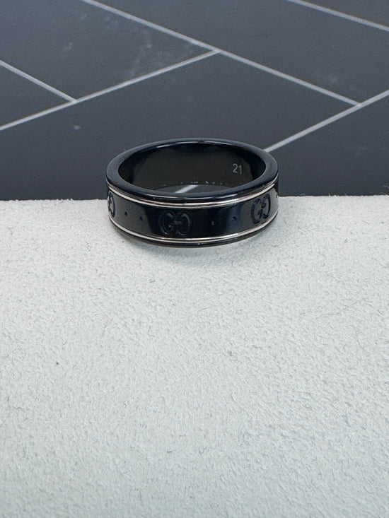 Gucci Men’s Black Iron Thin Band Ring Size 9.5