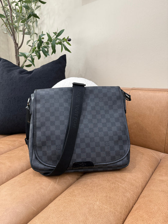 Louis Vuitton Damier Graphite Messenger Bag