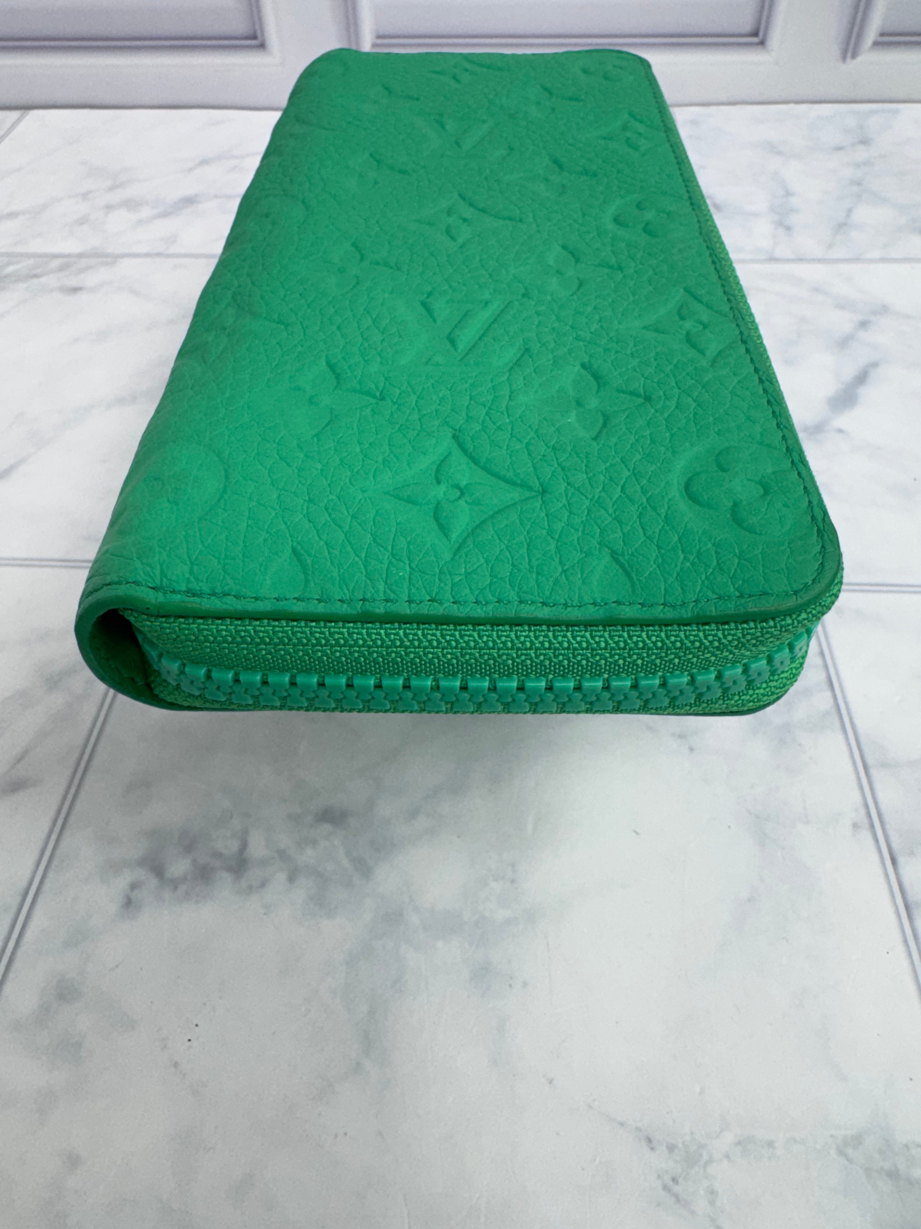 LIKE NEW - Louis Vuitton Green Embossed Monogram Zippy Wallet