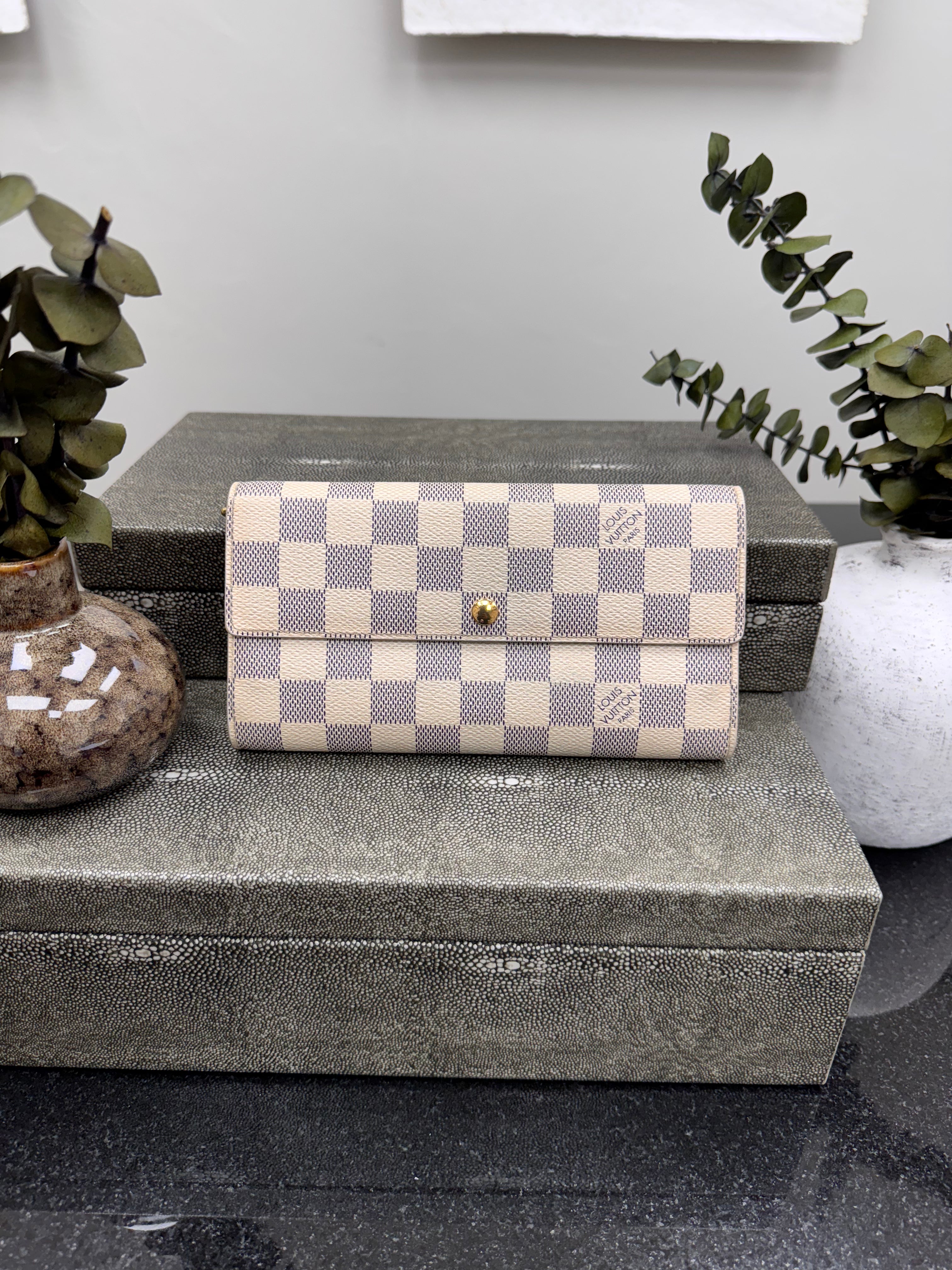 Louis Vuitton Damier Azur Sarah Long Wallet