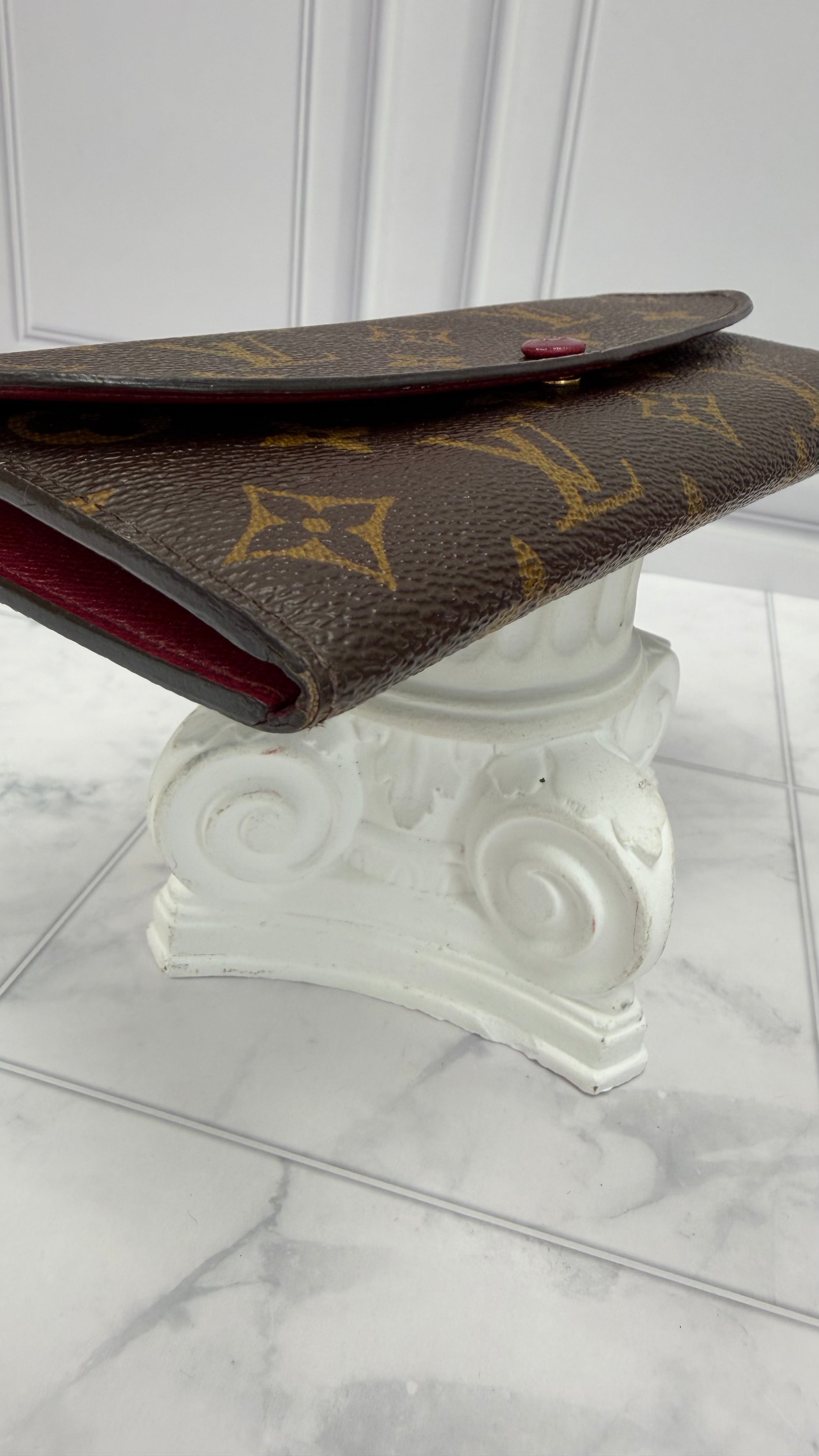 *DONS DROP* Louis Vuitton Monogram & Fuchsia Emilie Wallet
