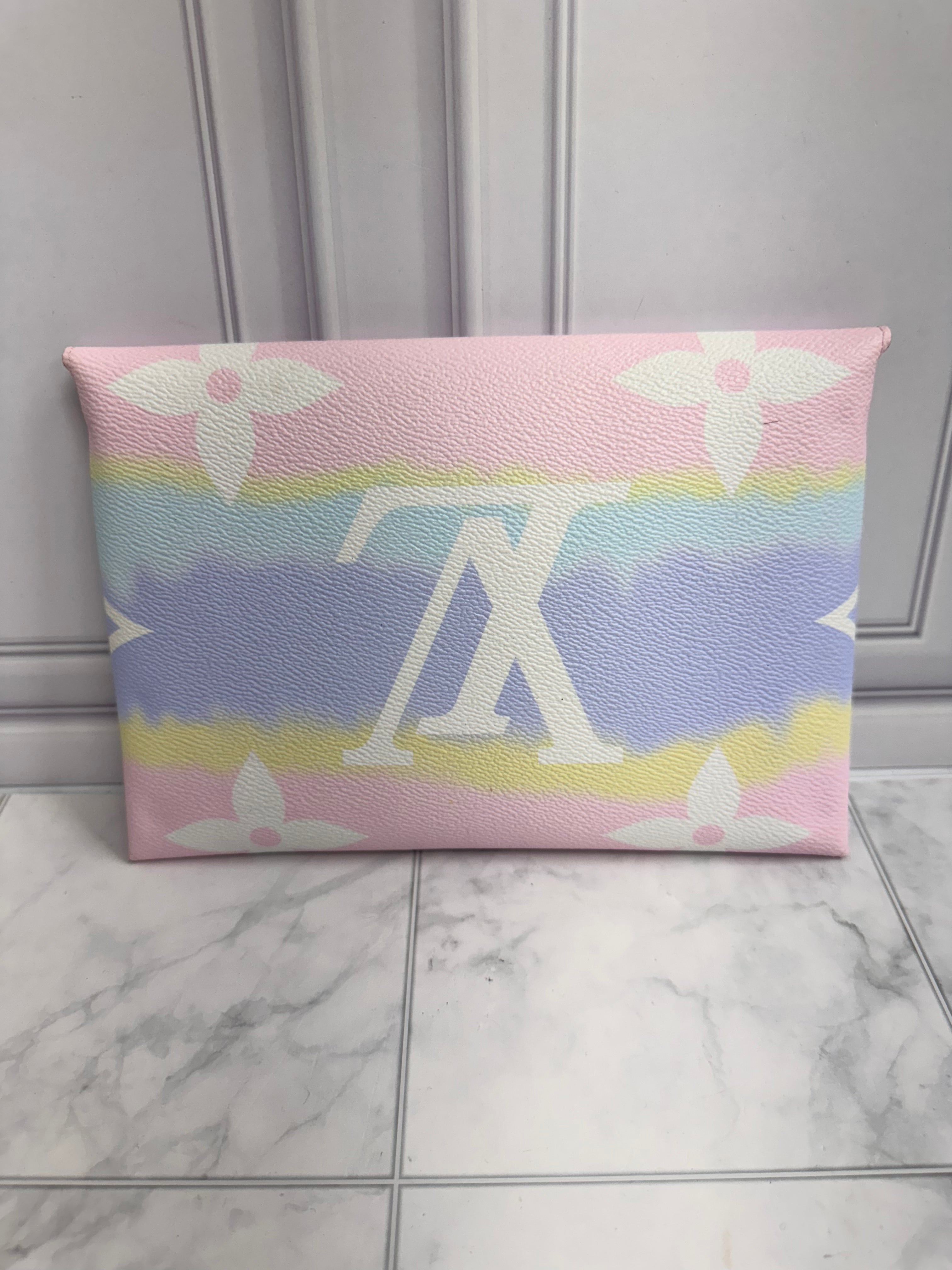 BRAND NEW - Louis Vuitton Multicolor Escale Monogram Large Kirigami Pochette