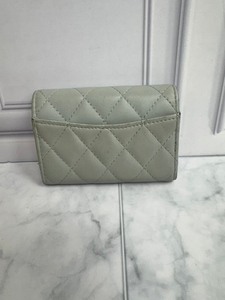 Chanel Grey Diamond Quilted Leather 4 Key Holder