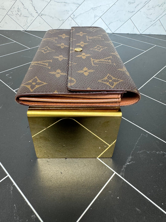 Louis Vuitton Monogram Sarah Wallet