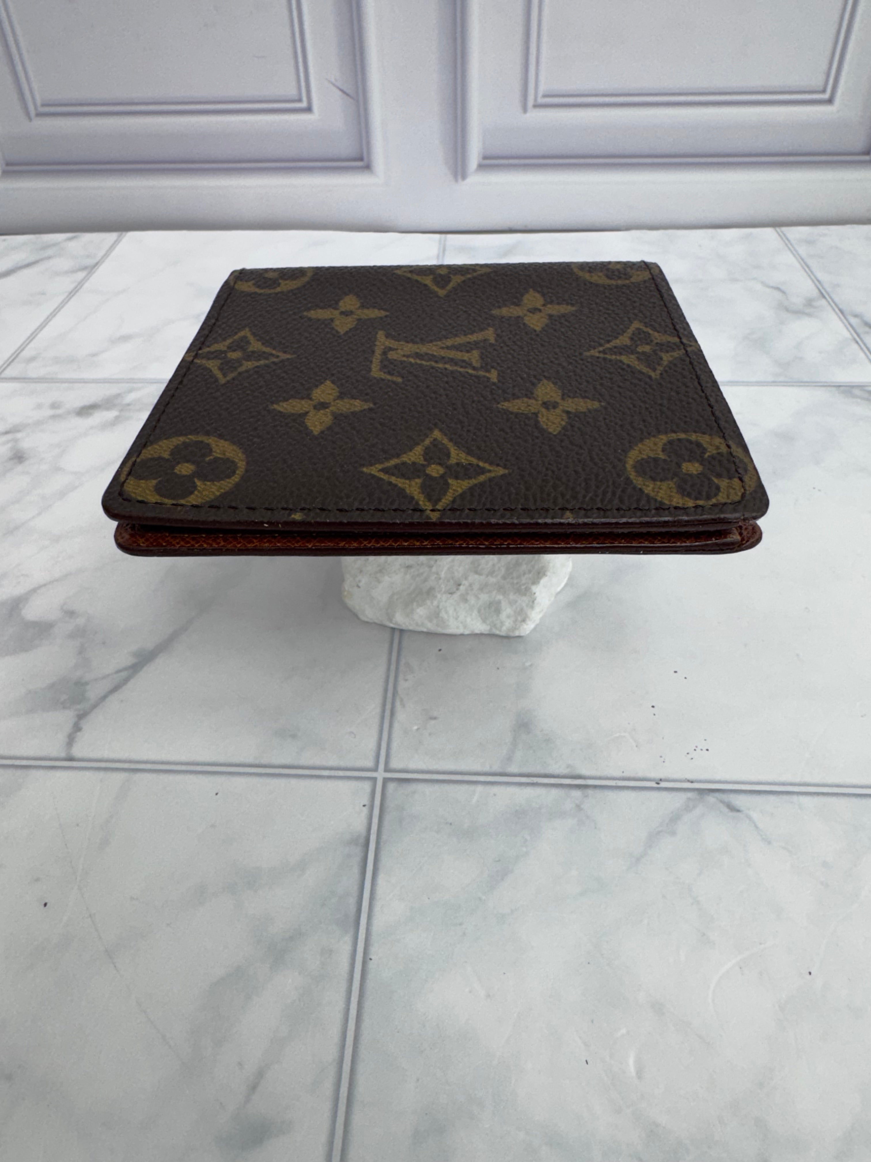 Louis Vuitton Monogram Bifold Wallet