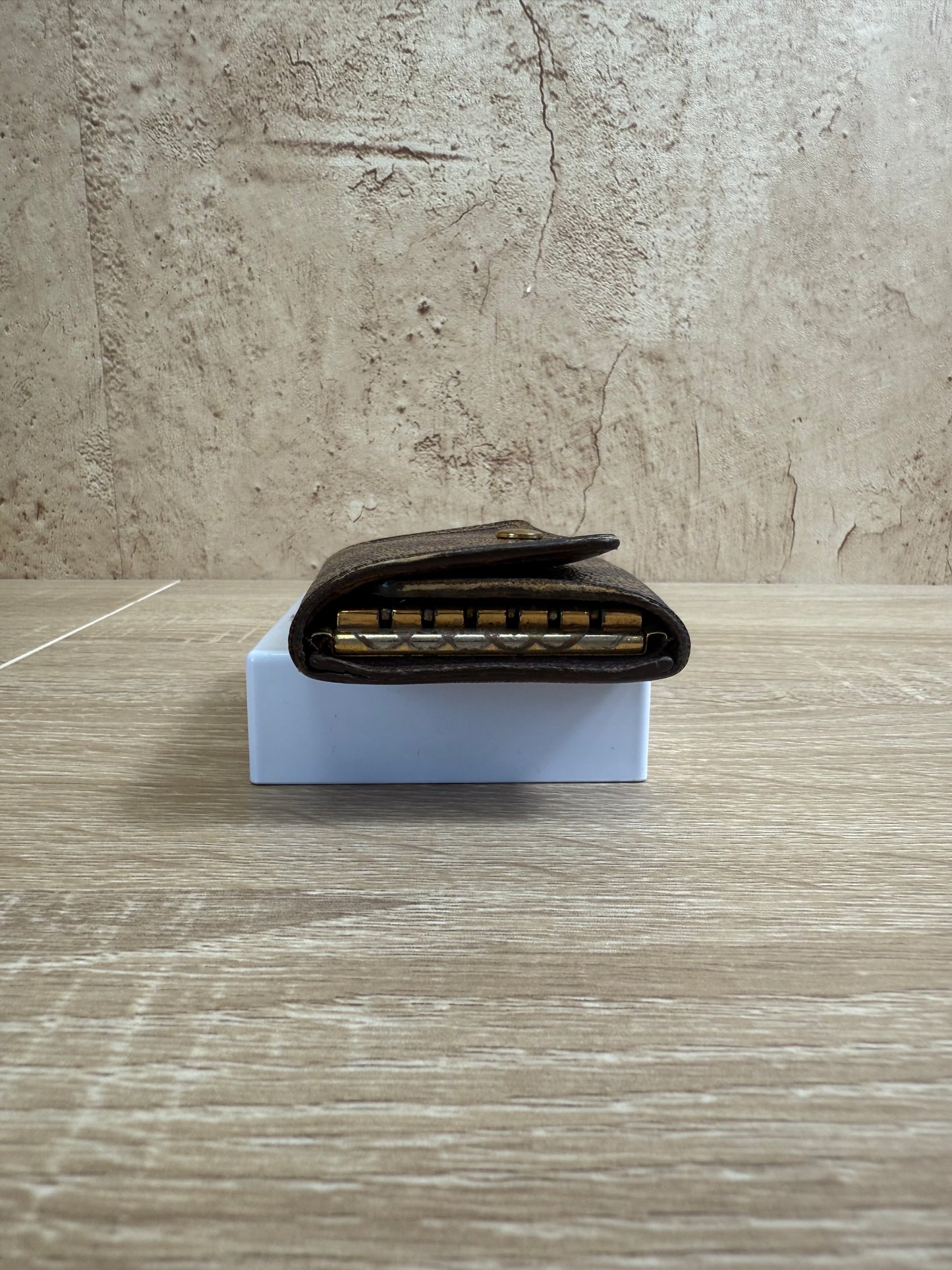 Louis Vuitton Damier Ebene 6 Key Ring Case