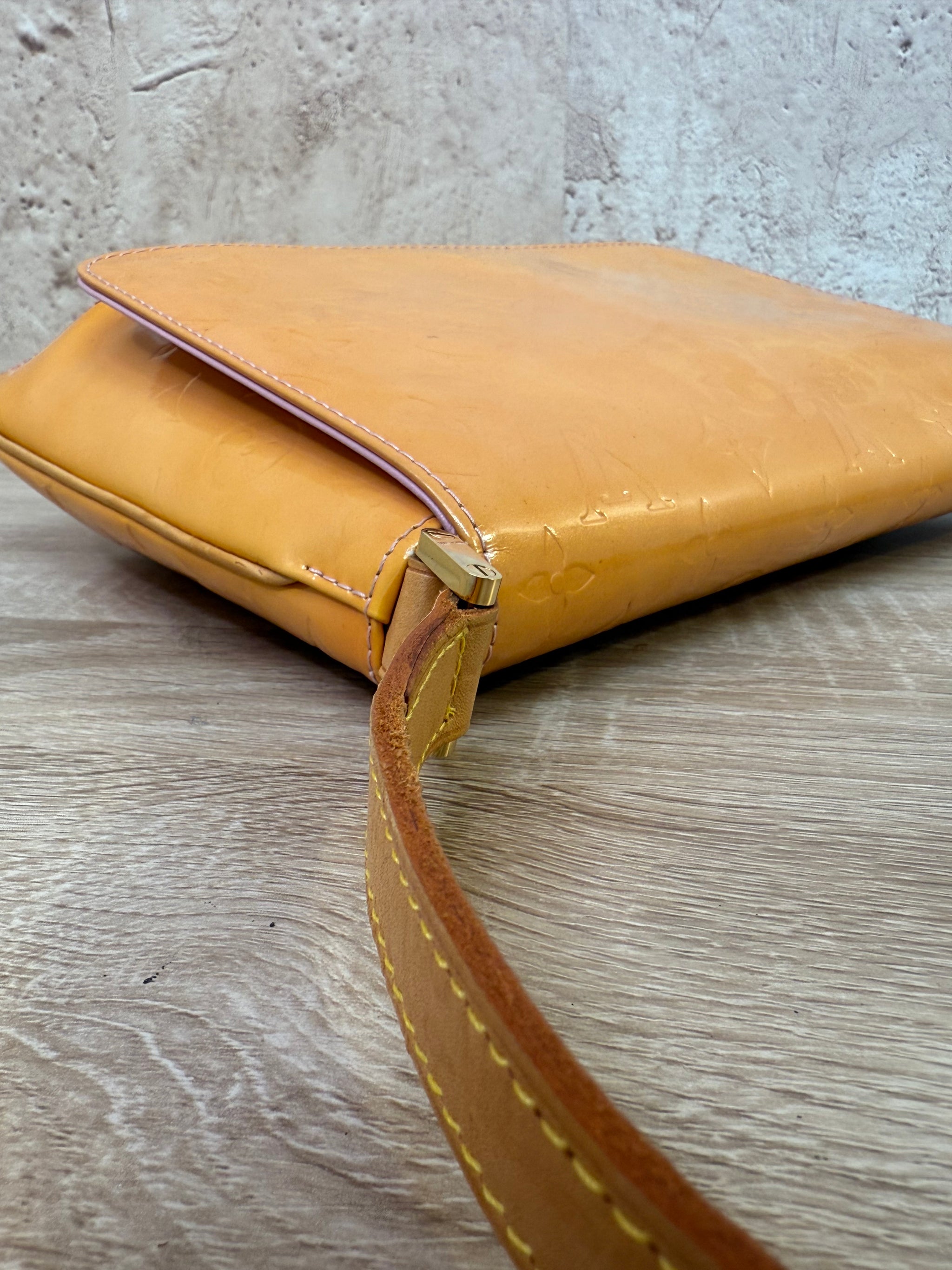 Louis Vuitton Orange Vernis Thompson Street Shoulder Bag