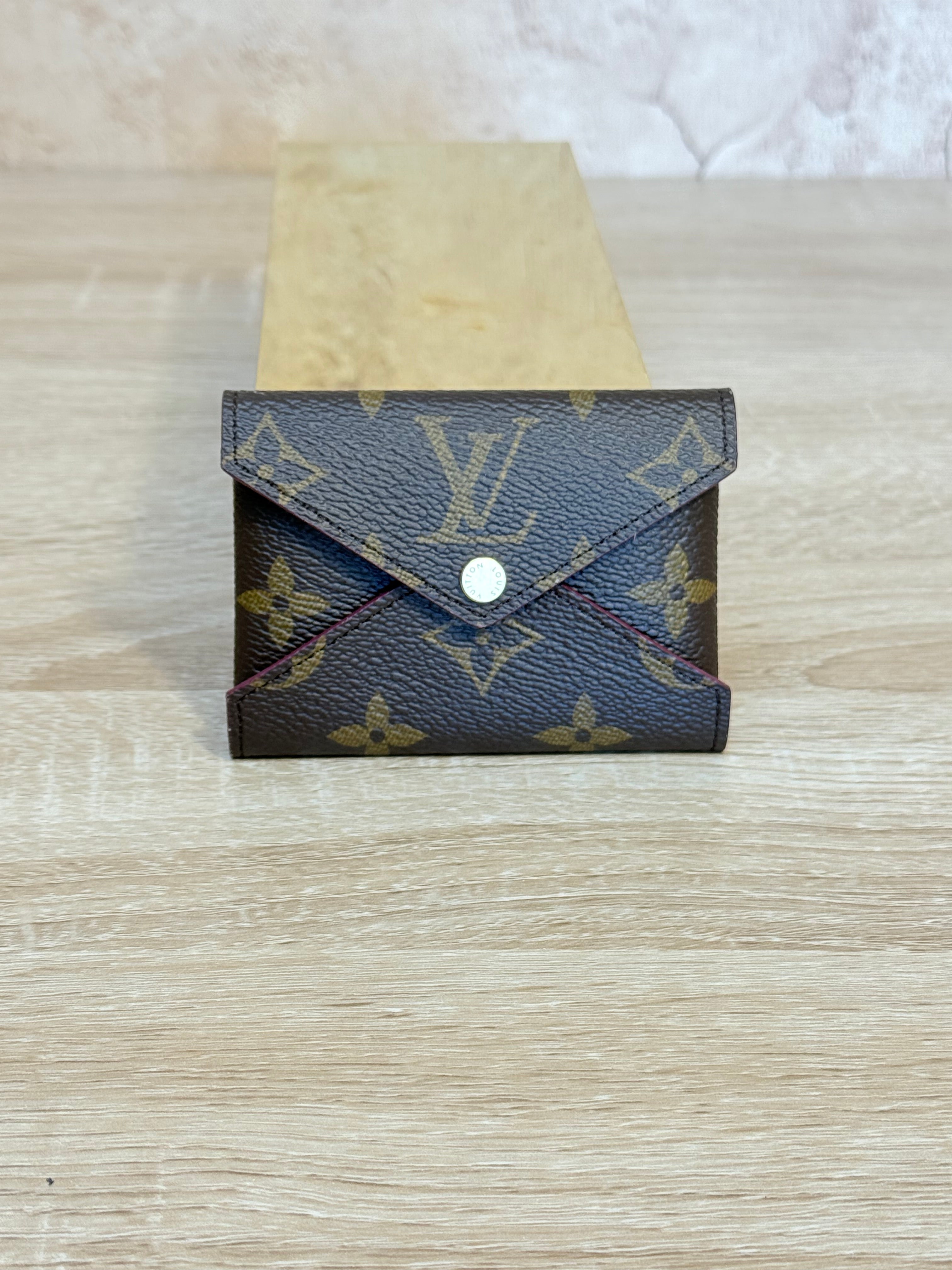 LIKE NEW Louis Vuitton Monogram & Fuchsia Small Kirigami Pouch