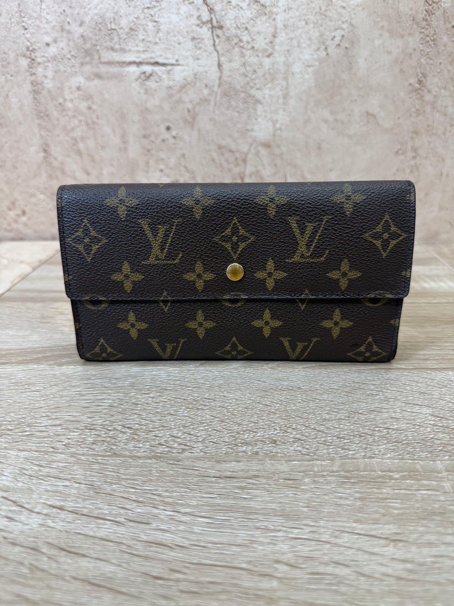 Louis Vuitton Monogram International Wallet