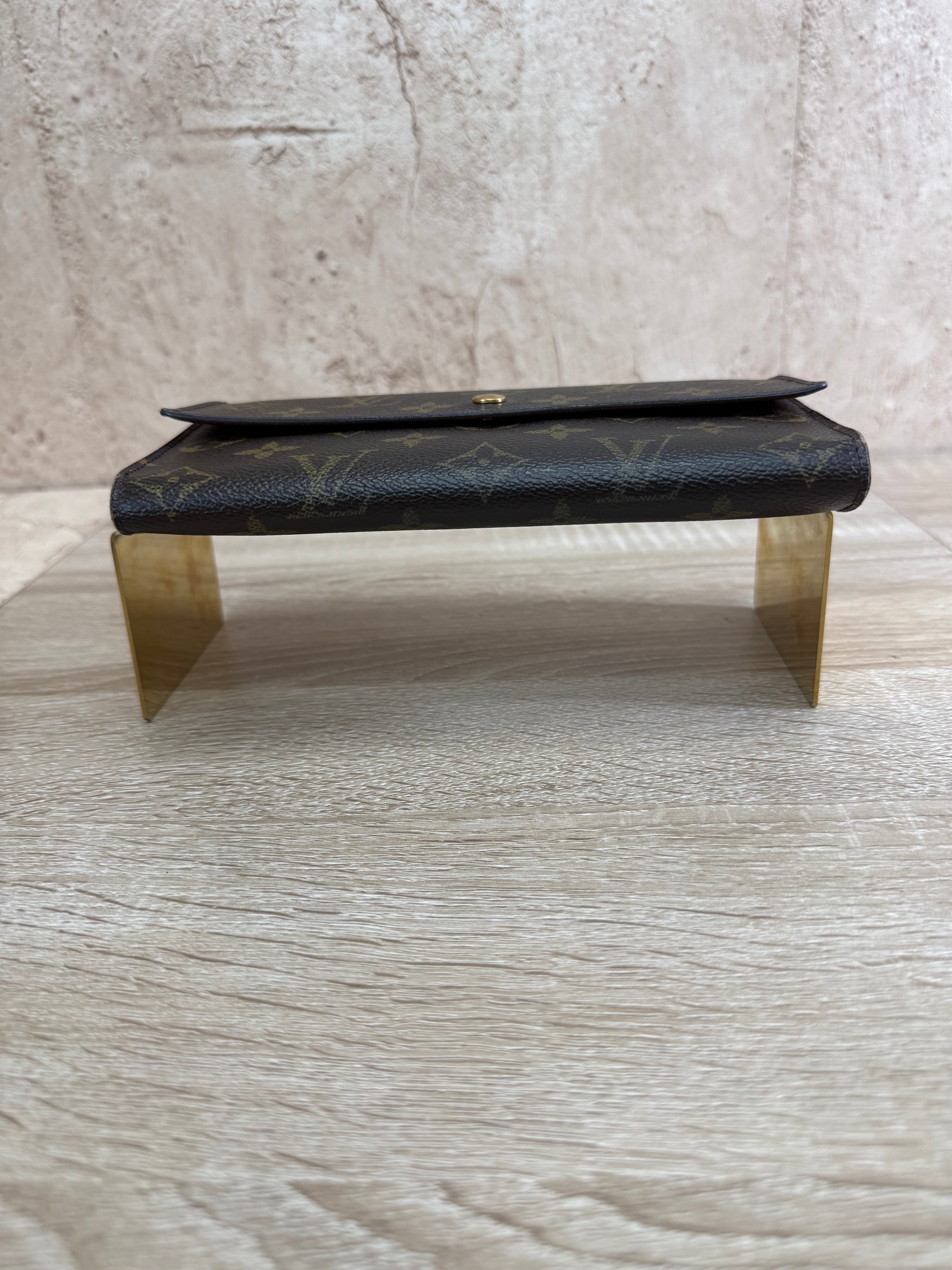 Louis Vuitton Monogram International Wallet