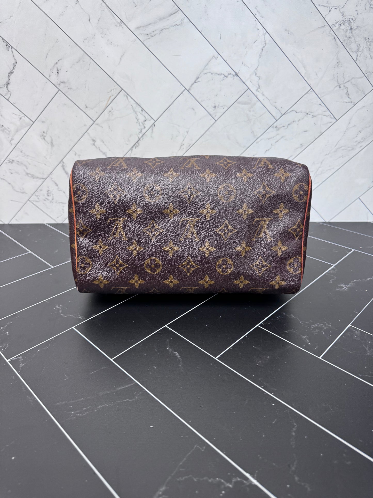 Louis Vuitton Monogram Speedy 25