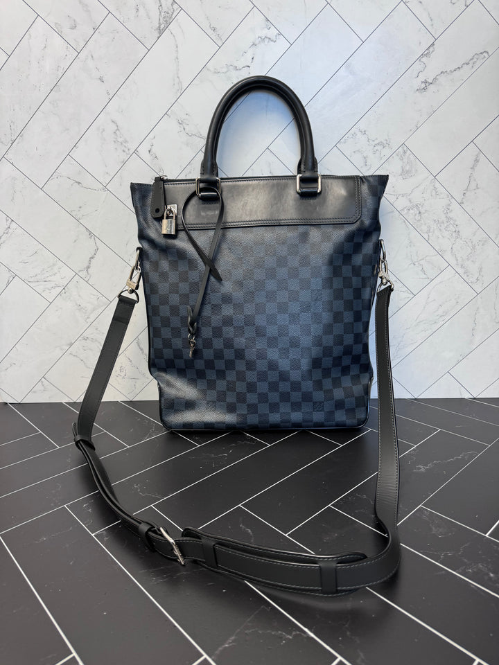 Louis Vuitton Damier Cobalt Newport Messenger Bag