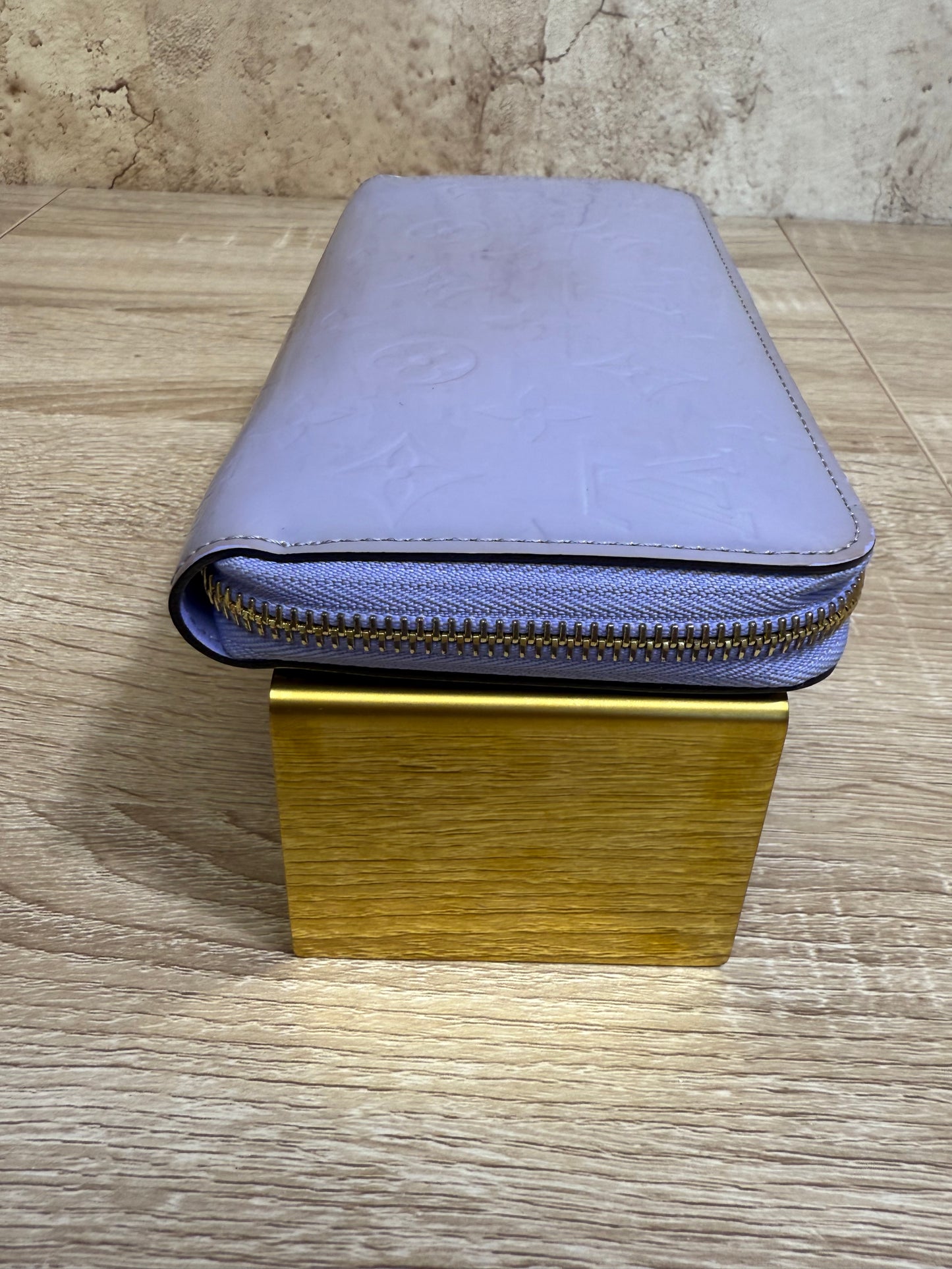 Louis Vuitton Lavender Vernis Zippy Wallet