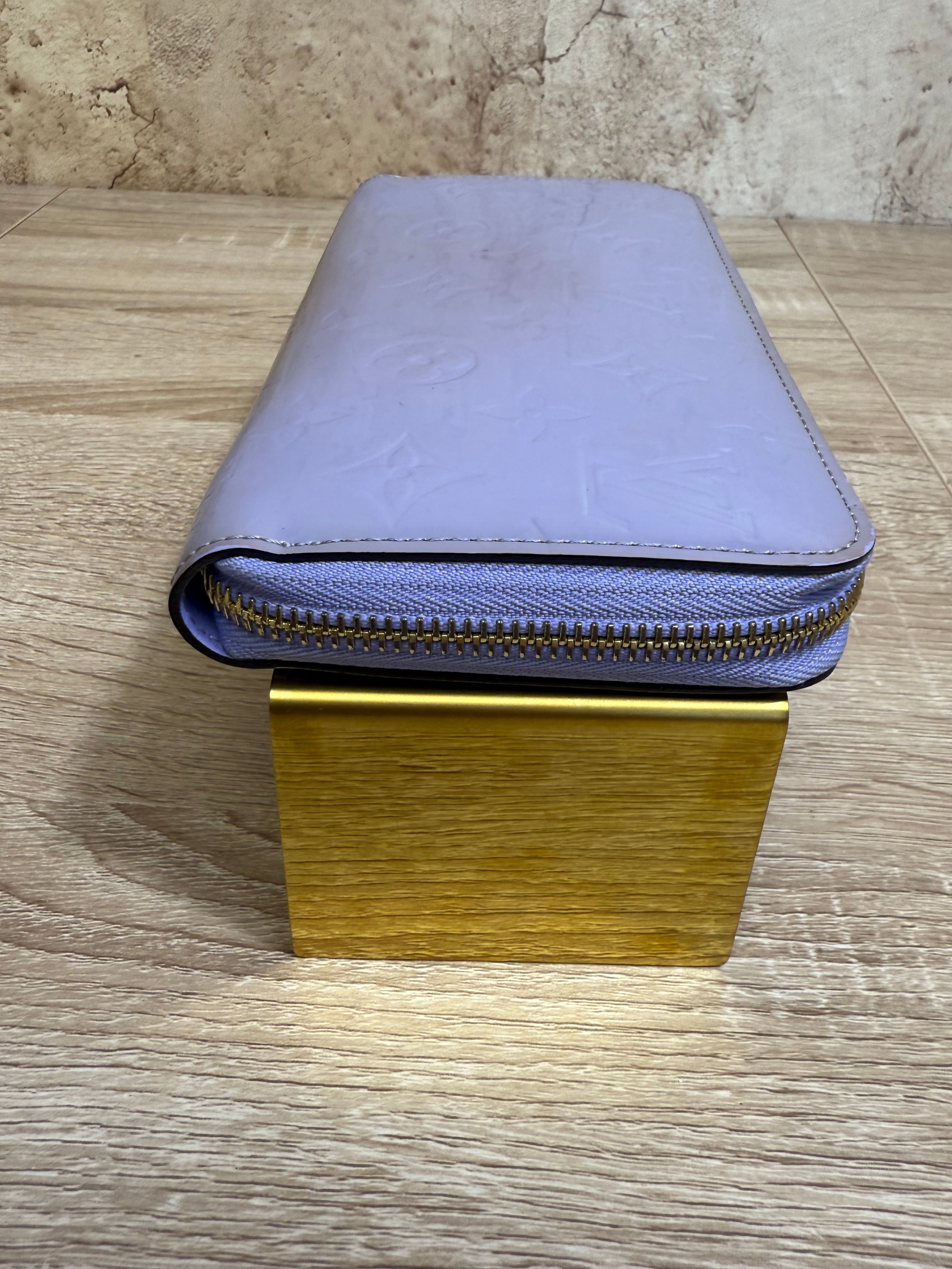 Louis Vuitton Lavender Vernis Zippy Wallet