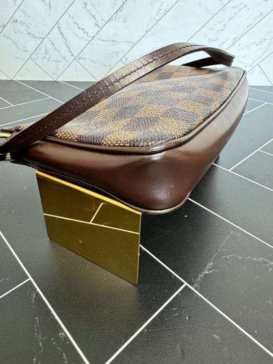 Louis Vuitton Damier Ebene Pochette