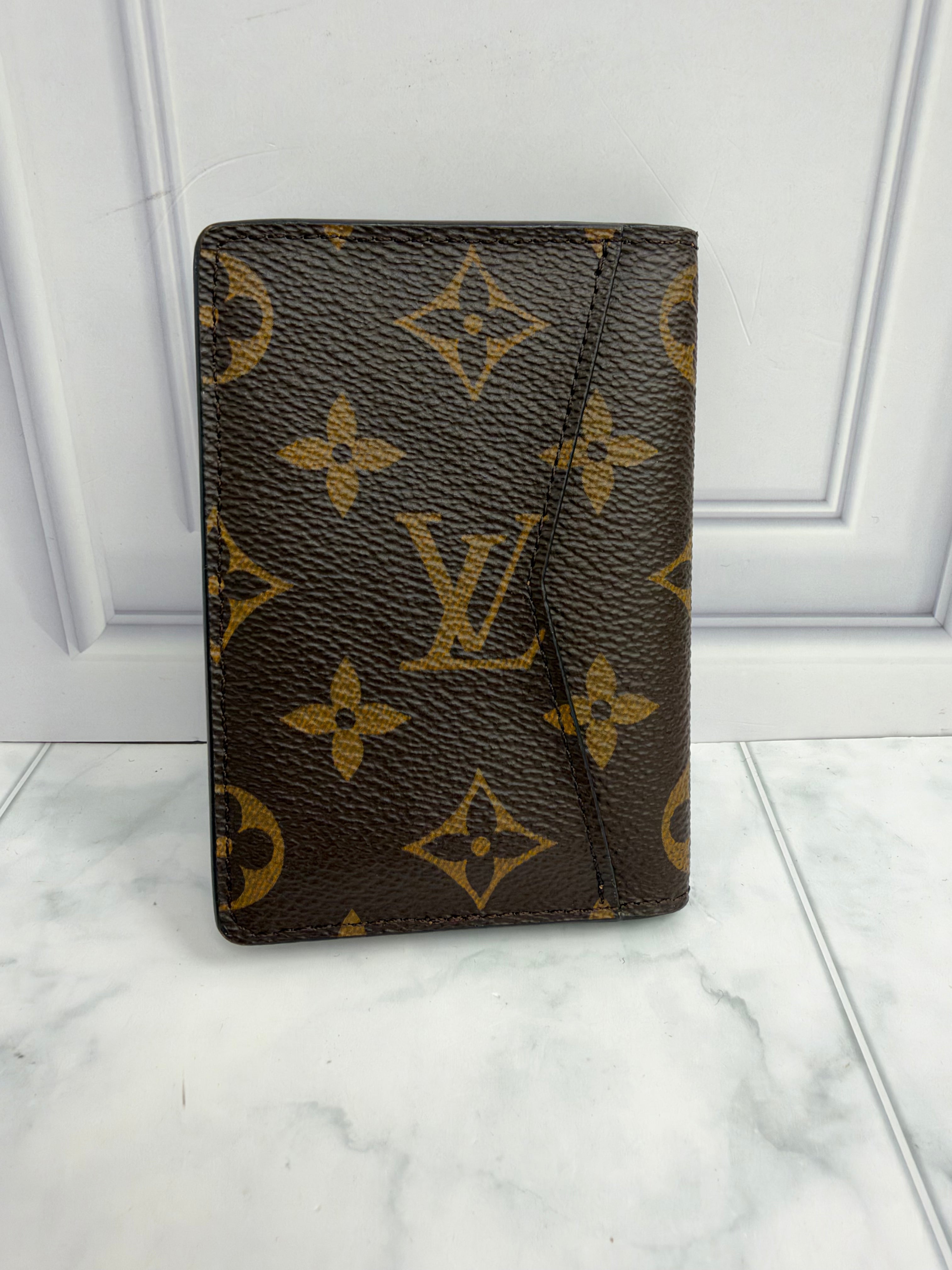 BRAND NEW - Louis Vuitton Monogram Pocket Organizer